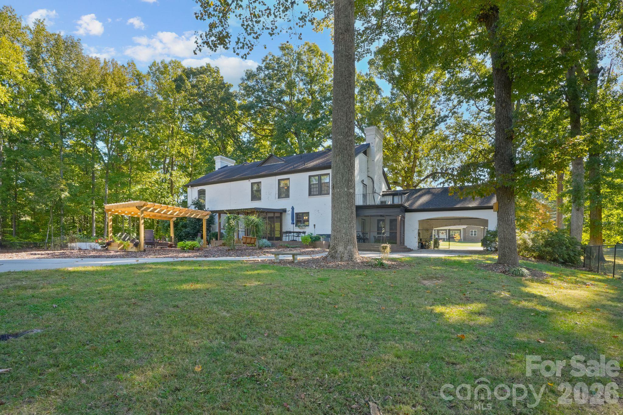 Rear Right View - 319 N Zion Street, Landis