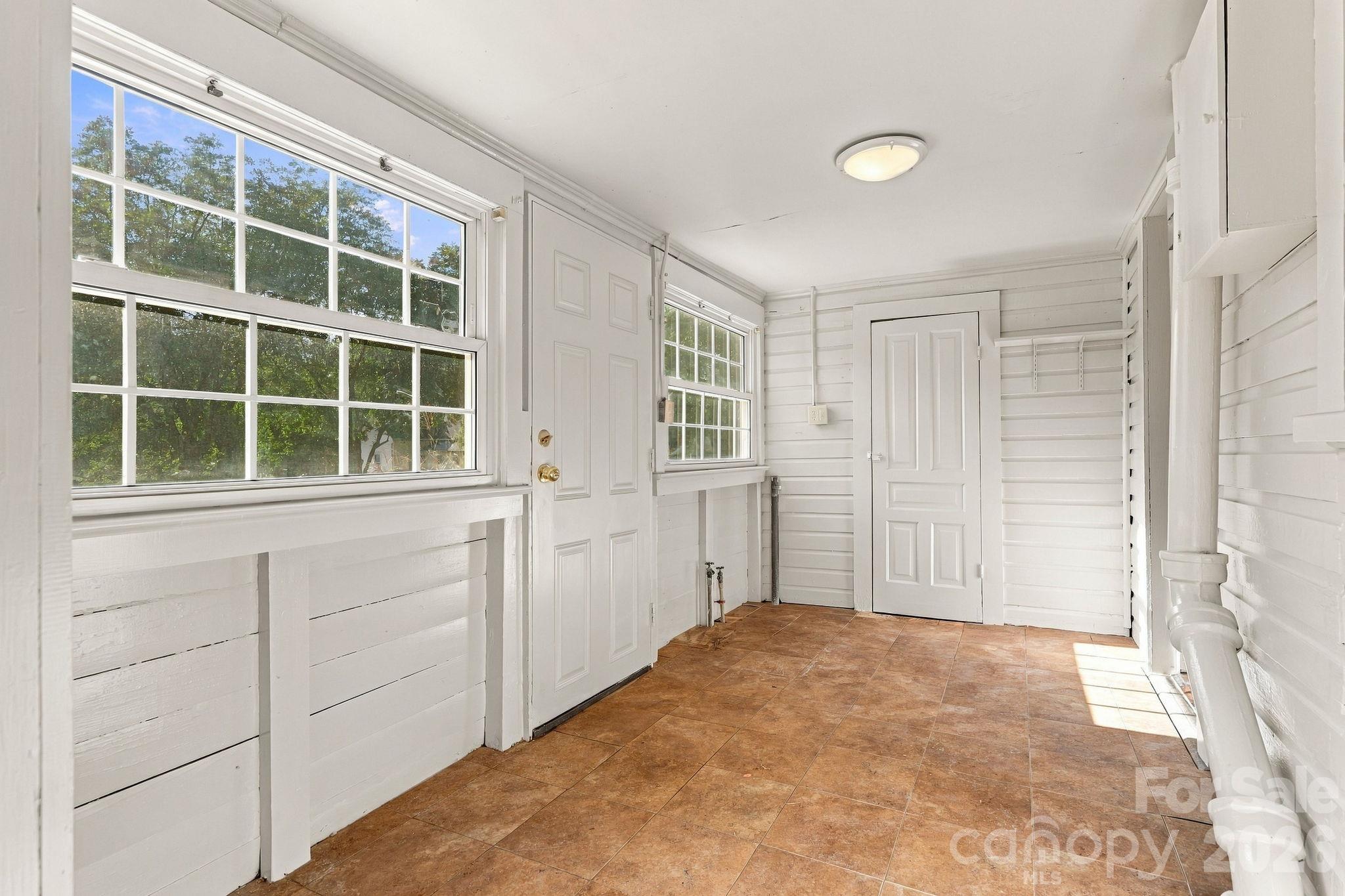 Single Family Residence at 325 Main Street, Rockwell, photo 8 of 12