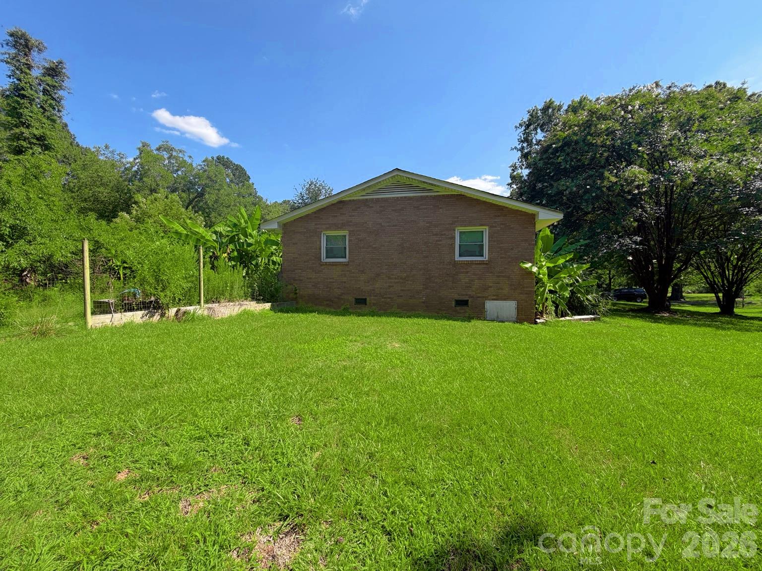 Single Family Residence at 10322 Blair Road, Mint Hill, photo 5 of 16