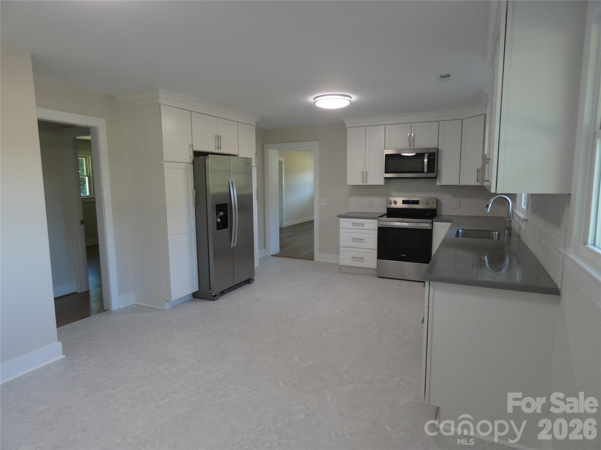 Kitchen - 201 D Street, Statesville