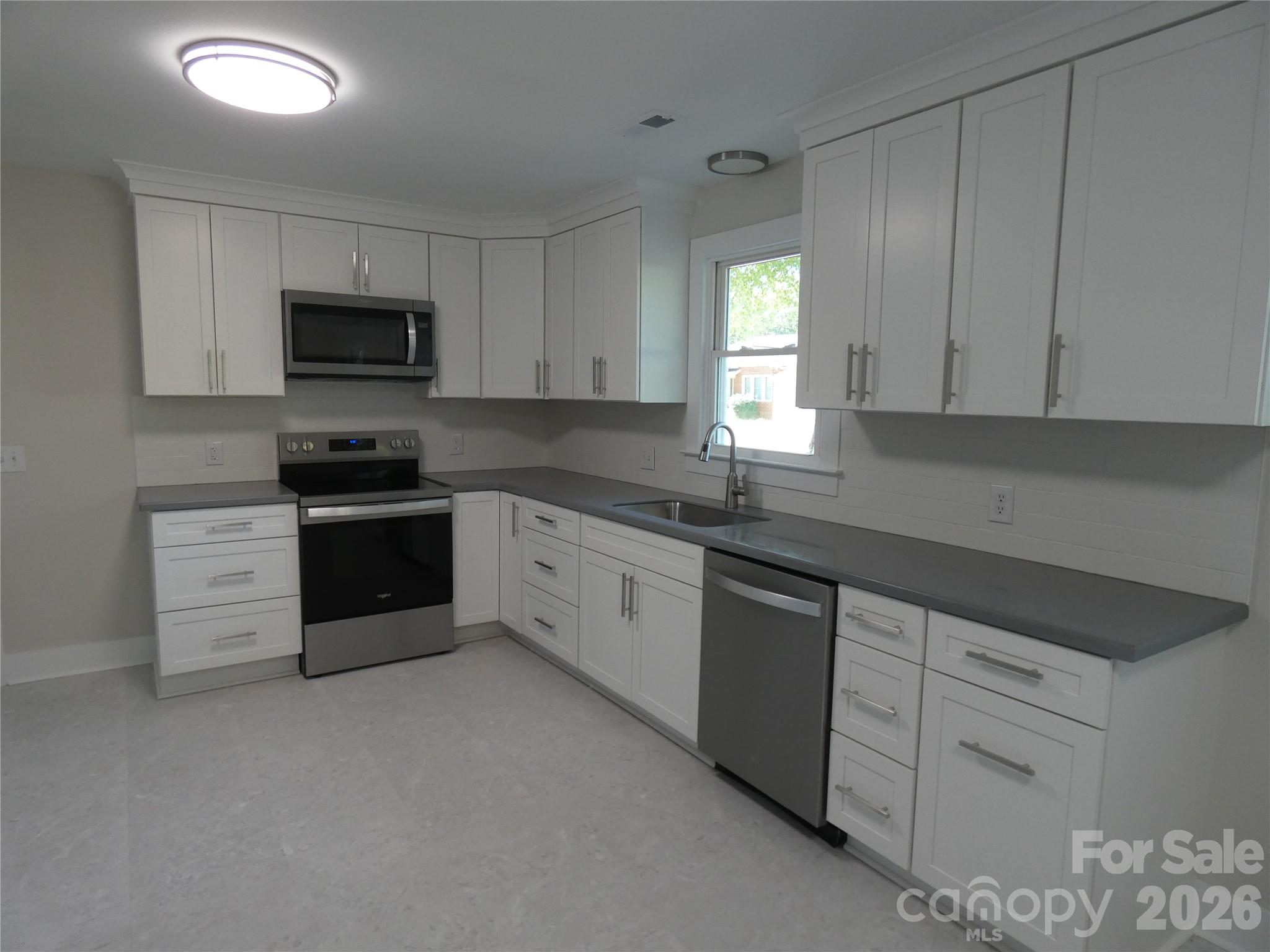 Kitchen - 201 D Street, Statesville