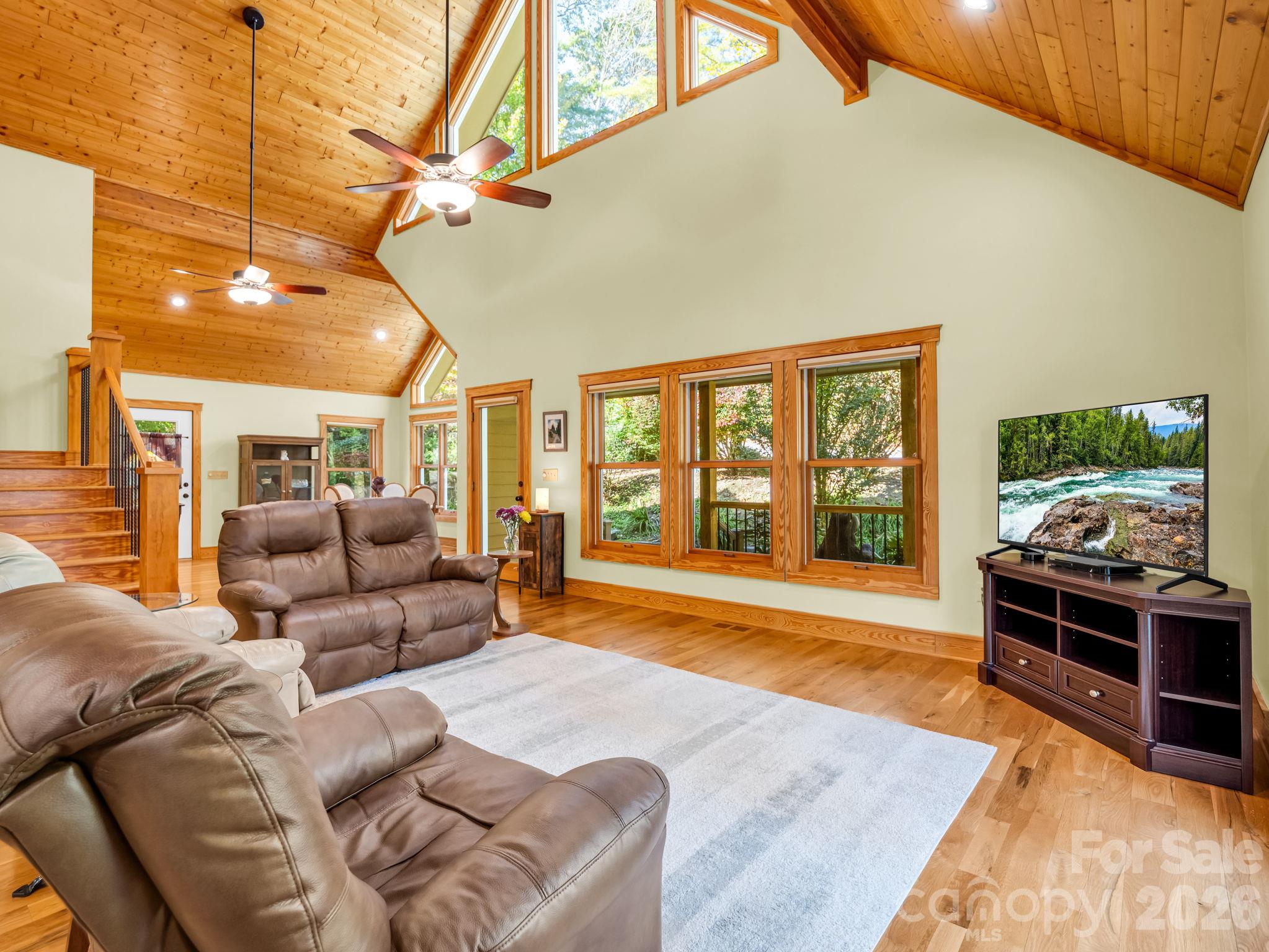 Hardwood floors - 17 Caroline Road, Pisgah Forest