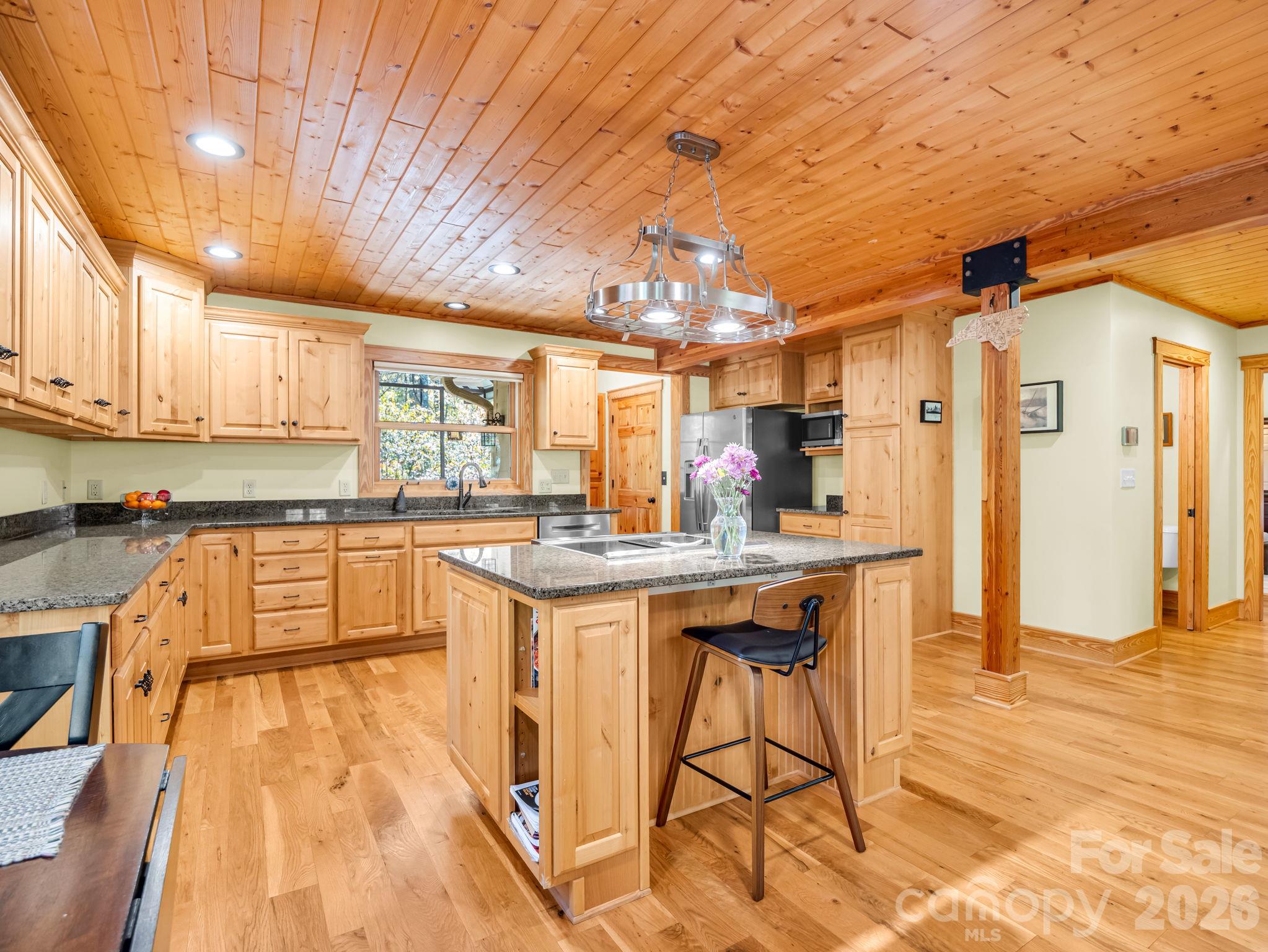 Granite counter tops - 17 Caroline Road, Pisgah Forest