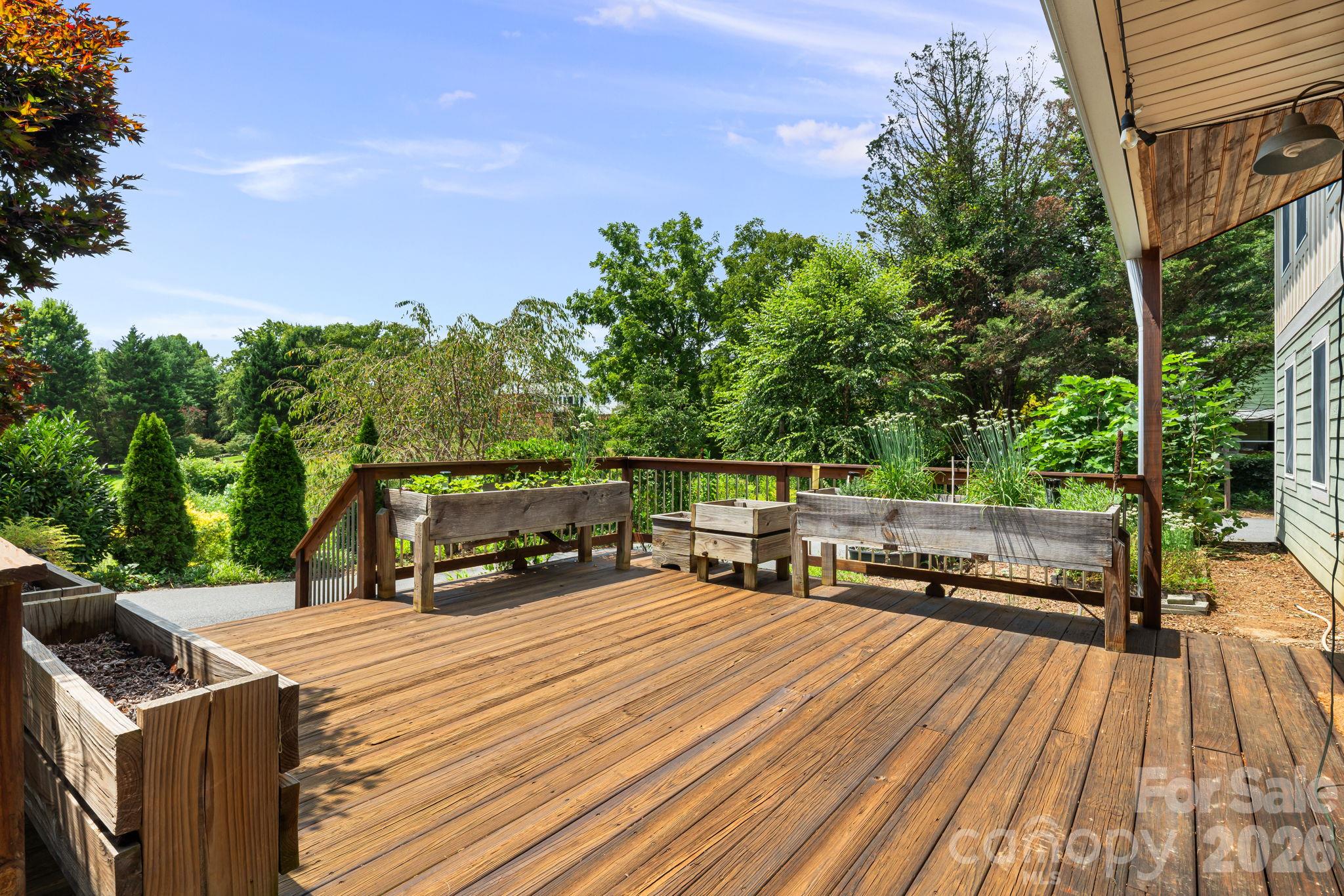 Sunny Deck - 414 Old Haw Creek Road, Asheville