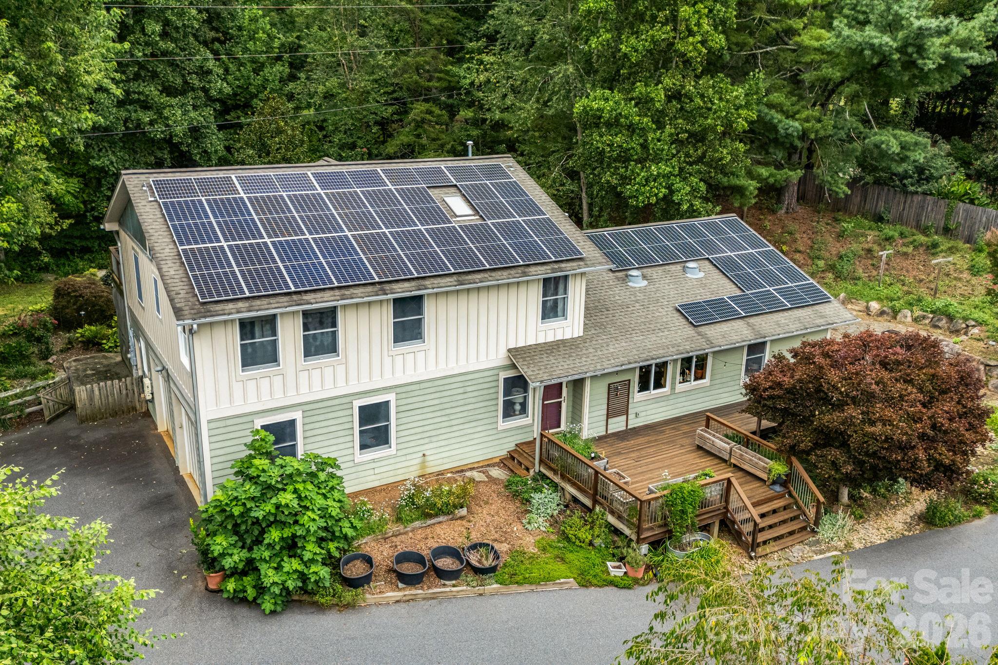 Well Maintained - 414 Old Haw Creek Road, Asheville