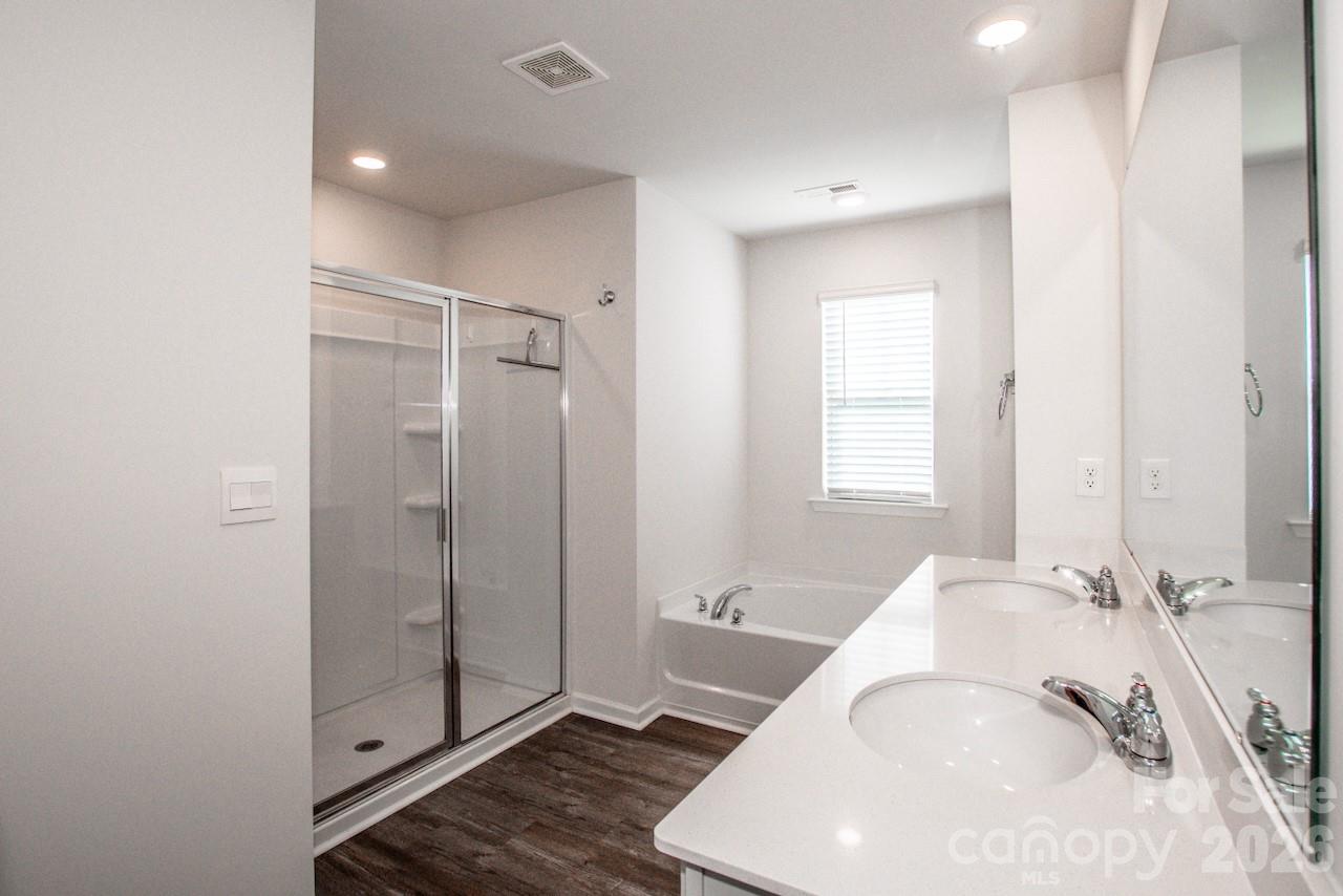 Single Family Residence at 173 Calvin Creek Drive, Troutman, photo 14 of 30