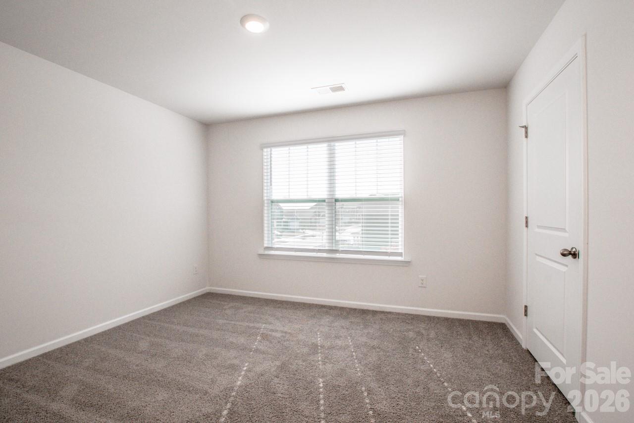 Single Family Residence at 173 Calvin Creek Drive, Troutman, photo 17 of 30