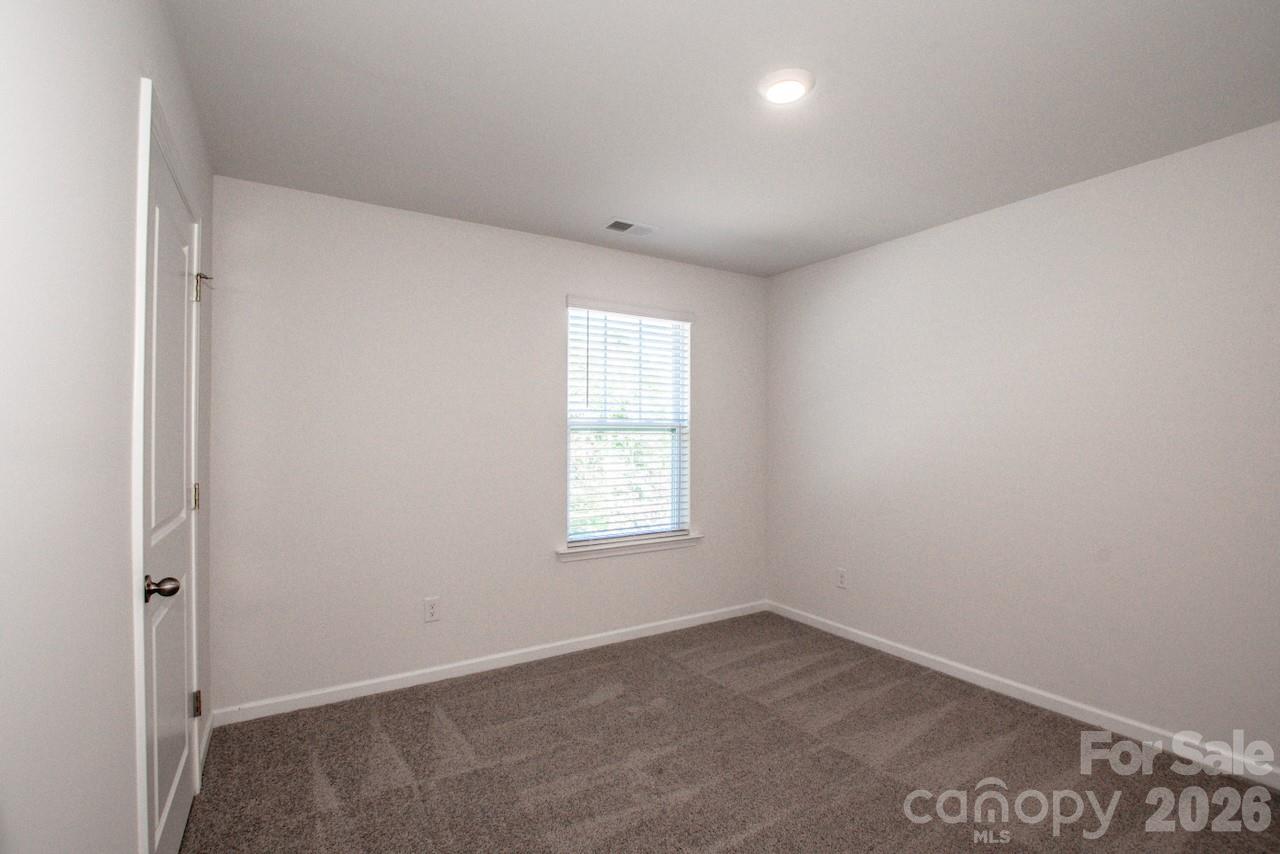 Single Family Residence at 173 Calvin Creek Drive, Troutman, photo 20 of 30