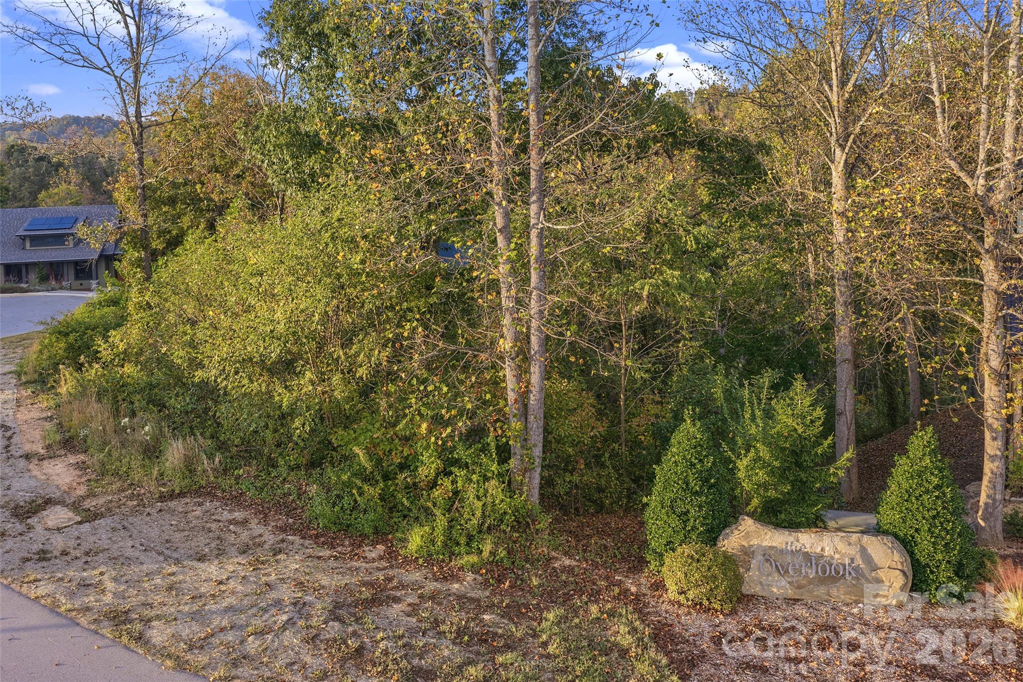 Welcome to the Overlook, one of Olivette's unique hamlets - 35 Olivette Crossing Parkway, Asheville