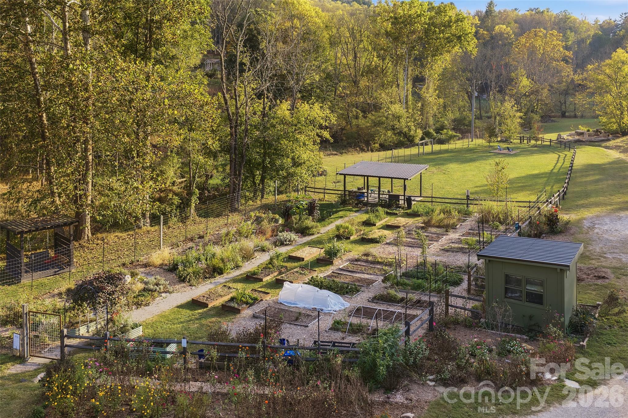 Community garden - 35 Olivette Crossing Parkway, Asheville