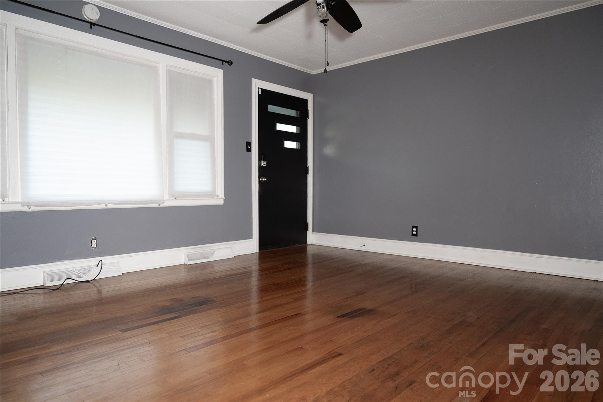 Single Family Residence at 657 12th Avenue, Gastonia, photo 5 of 24