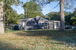 Single Family Residence at 657 12th Avenue, Gastonia, photo 20 of 24