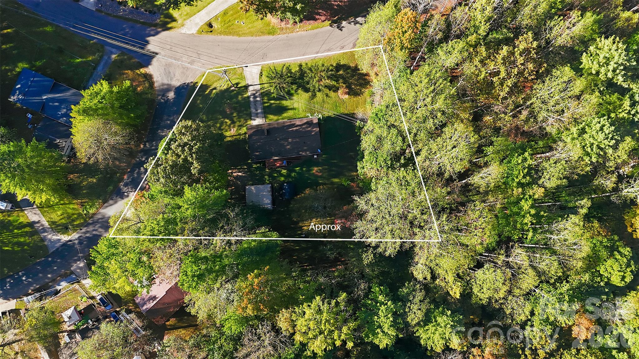Single Family Residence at 2735 Tablerock Road, Lenoir, photo 5 of 38