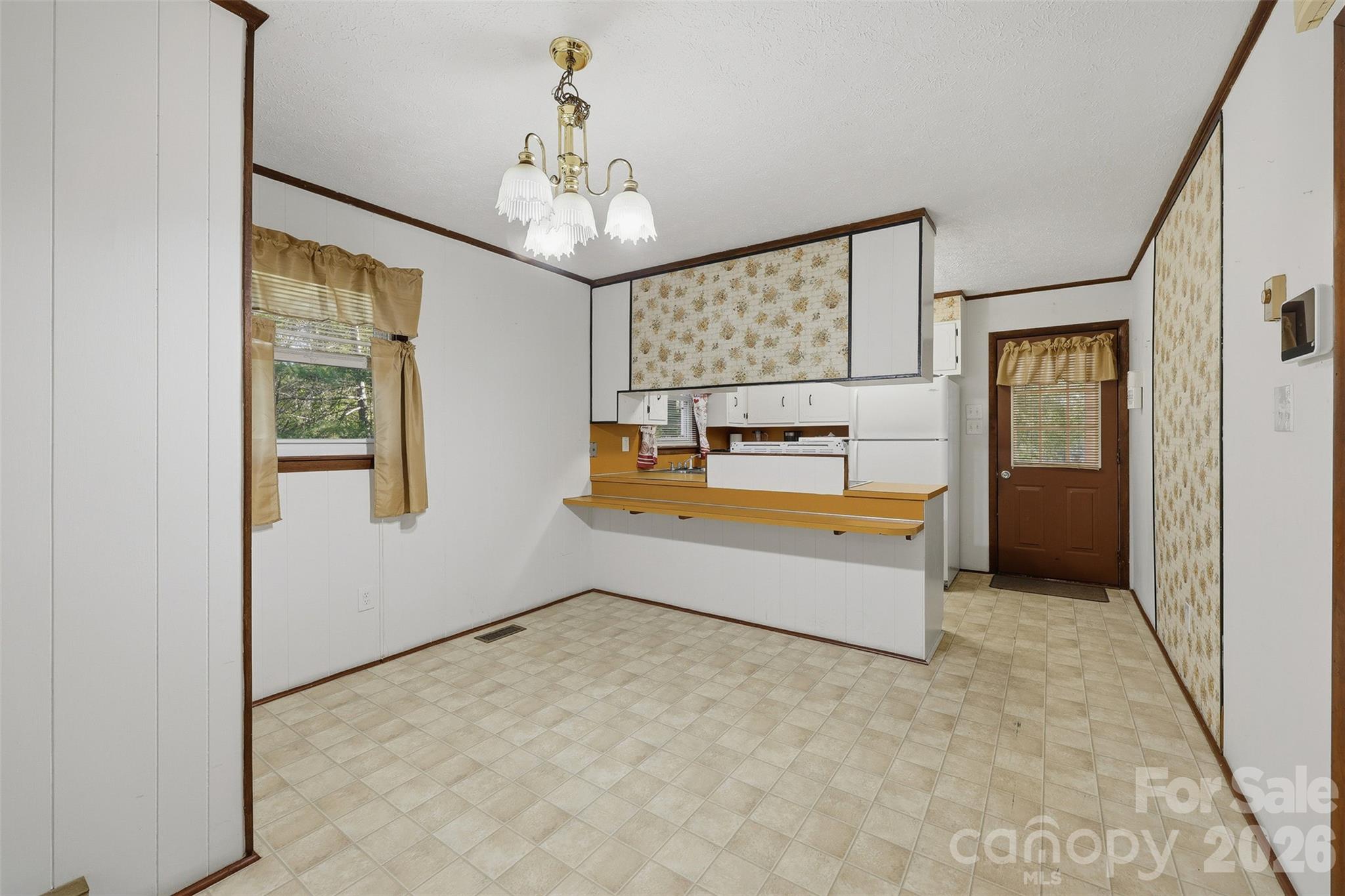 Single Family Residence at 2735 Tablerock Road, Lenoir, photo 17 of 38