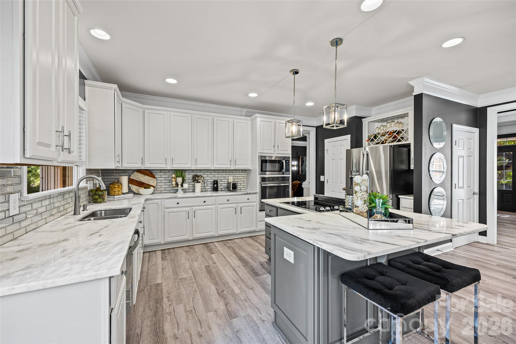 Single Family Residence at 13927 Shanghai Links Place, Charlotte, photo 8 of 37