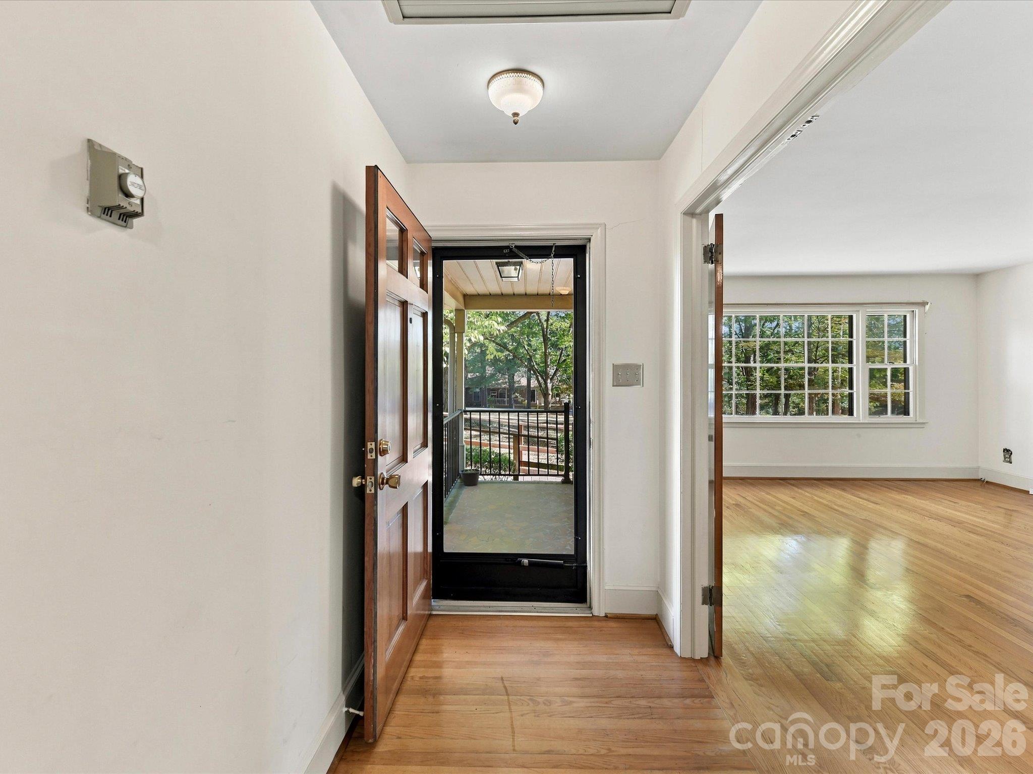 Foyer - 1806 Lakeview Drive, Pineville