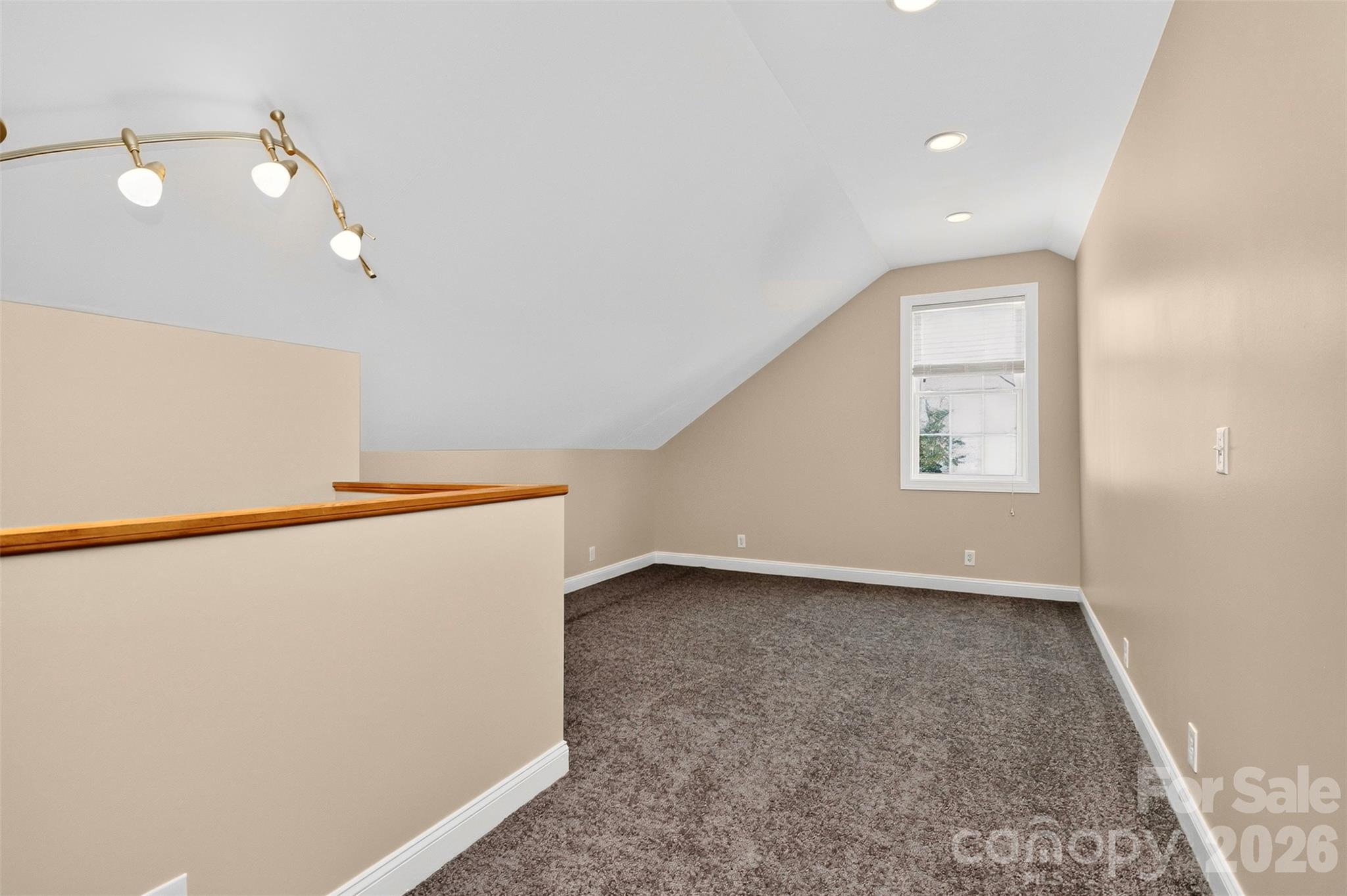 Single Family Residence at 313 Sweetbay Lane, York, photo 27 of 48