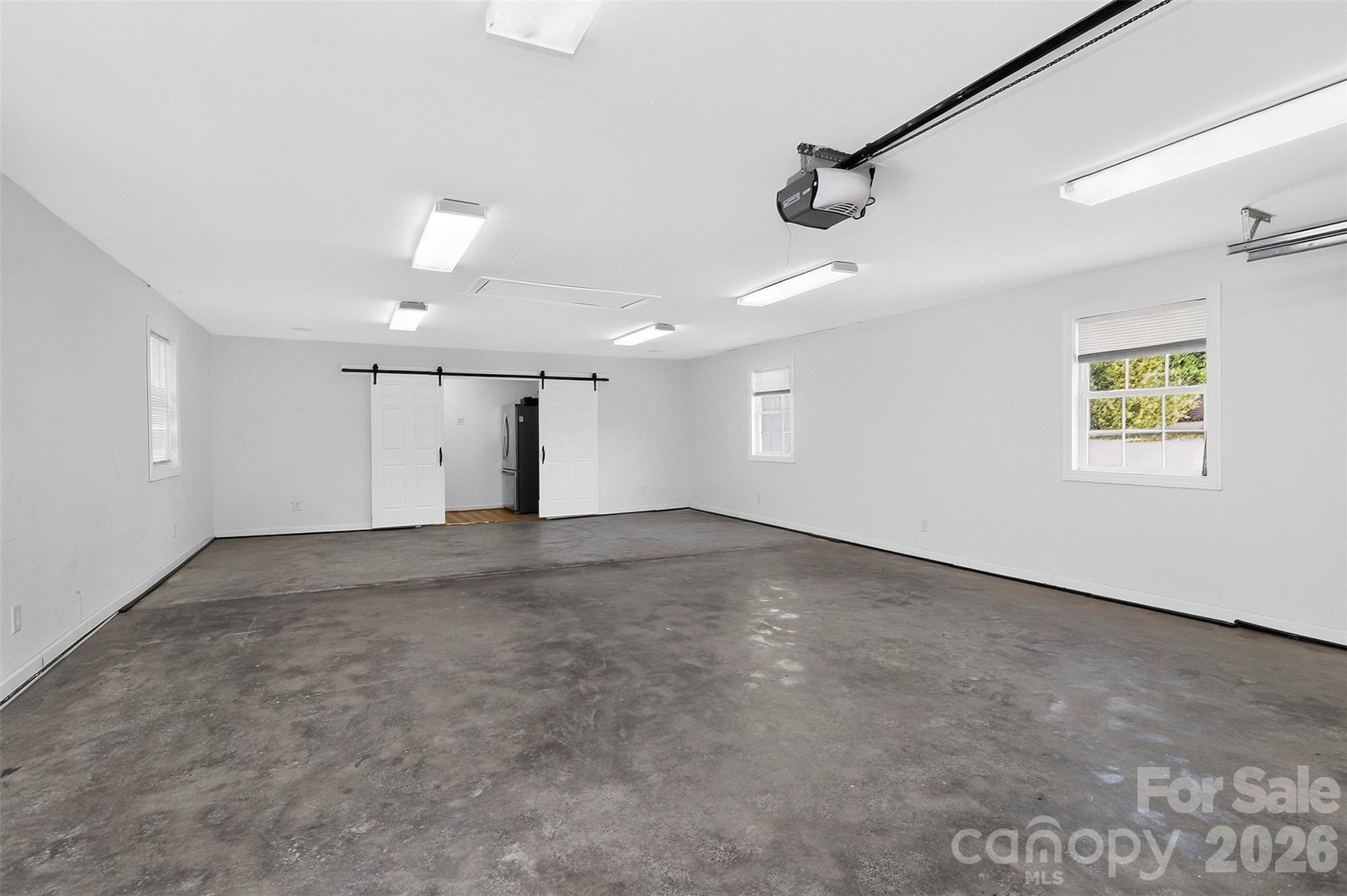 Single Family Residence at 313 Sweetbay Lane, York, photo 33 of 48