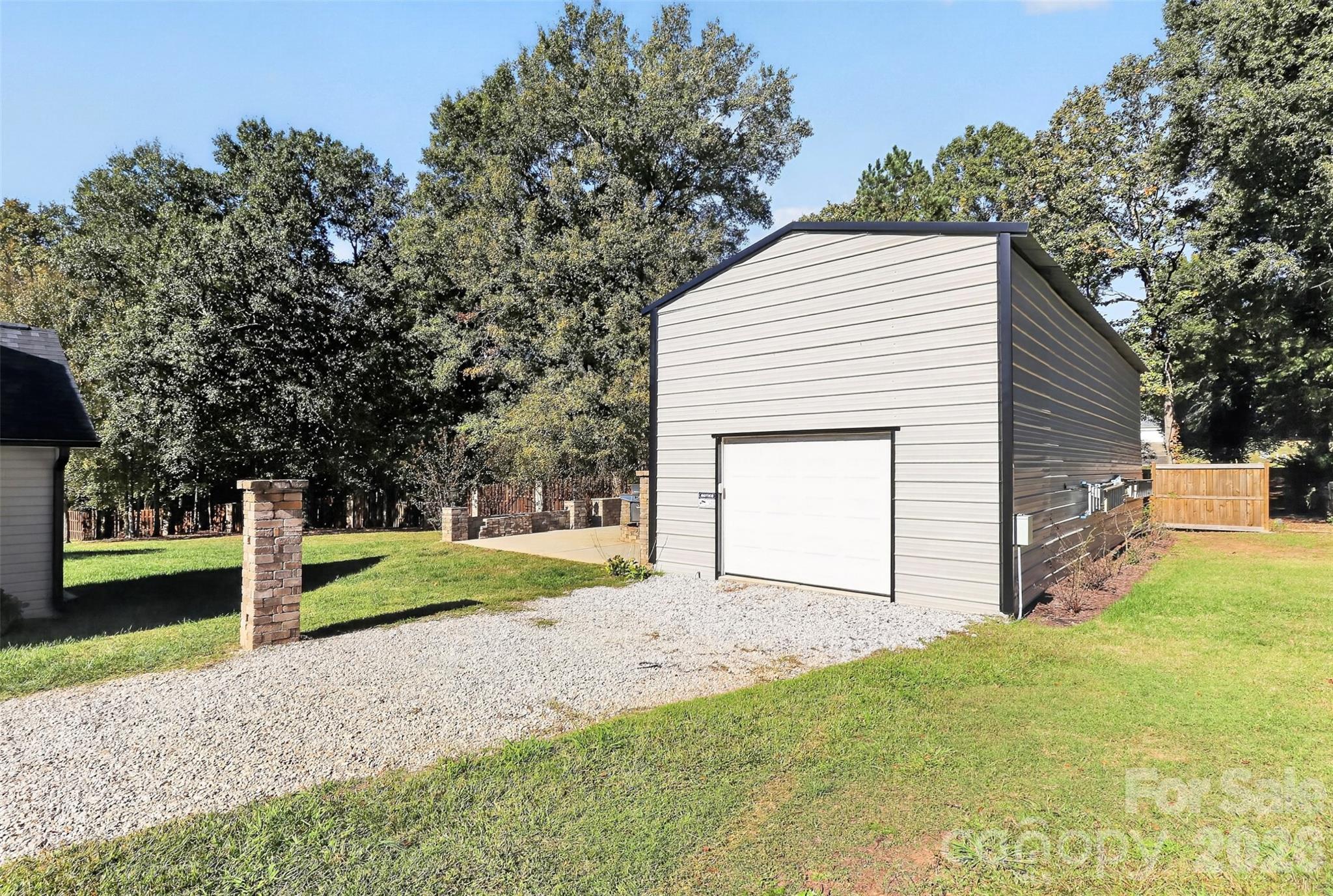 Single Family Residence at 313 Sweetbay Lane, York, photo 40 of 48