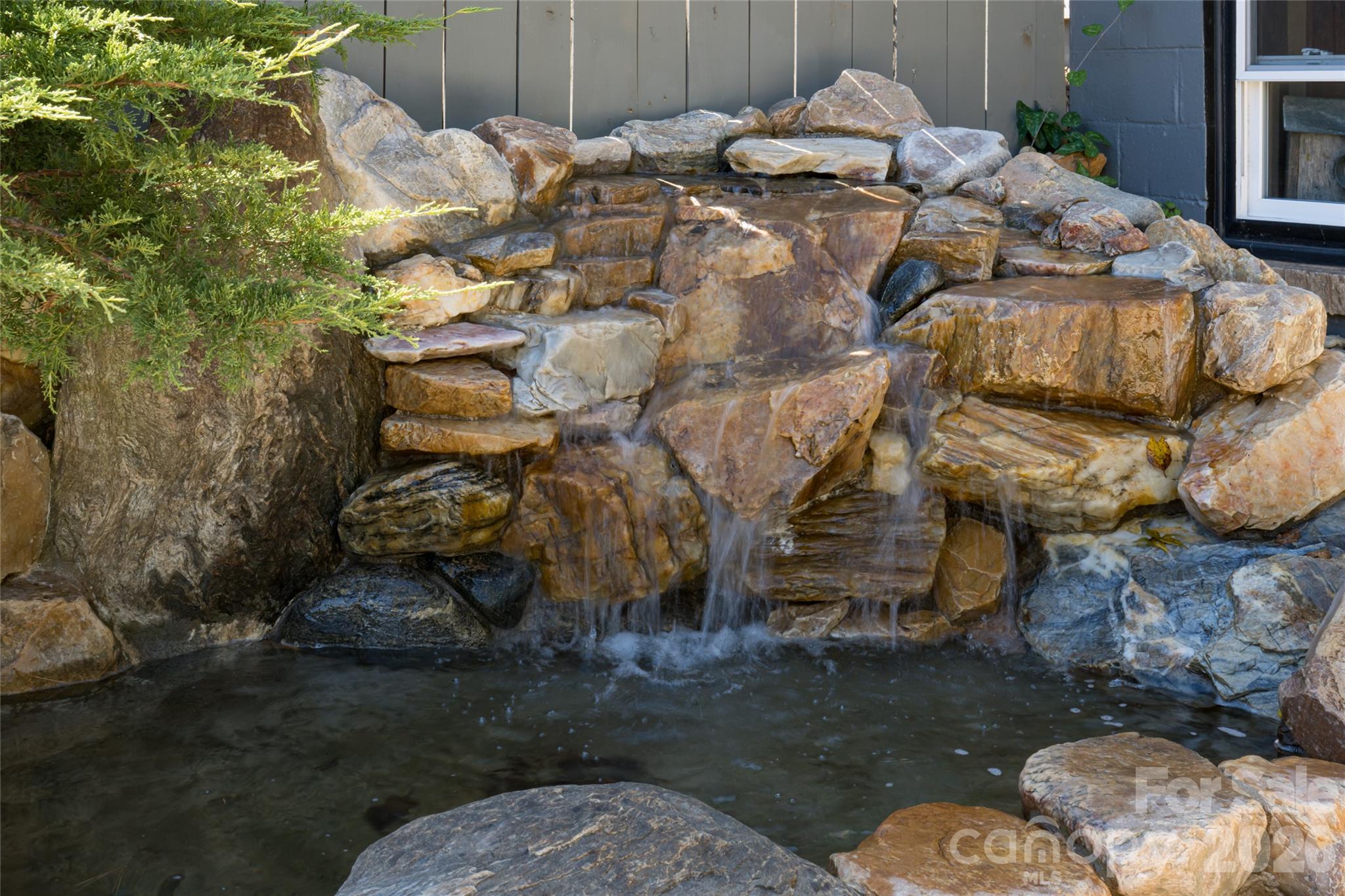 Peaceful water feature - 30 Maney Avenue, Asheville