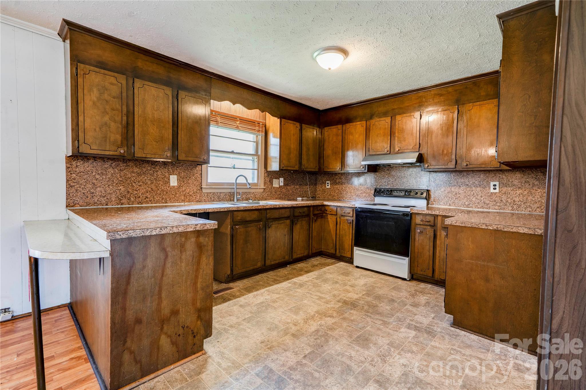 Kitchen - 2202 S Post Road, Shelby