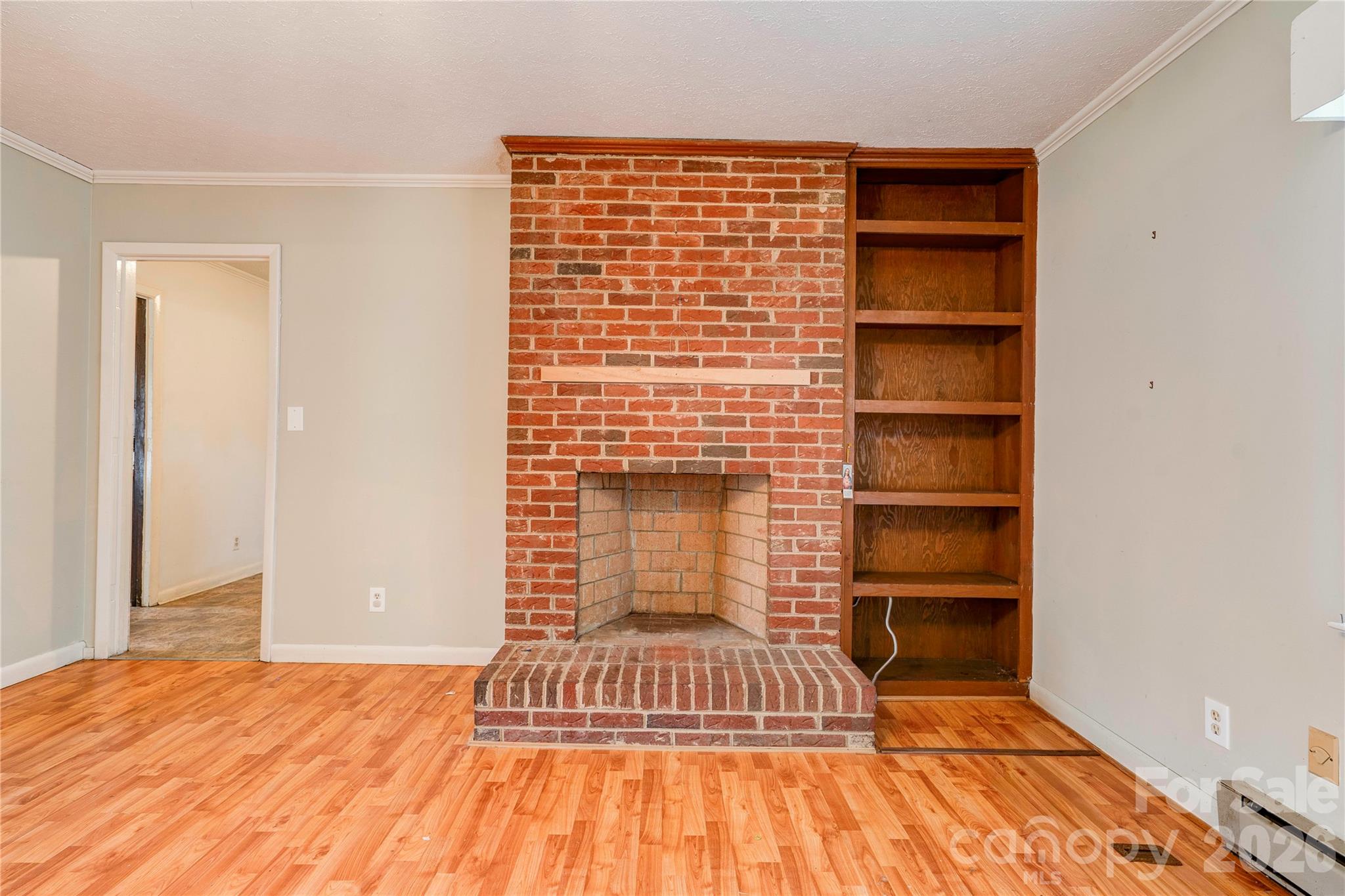 Living Room - 2202 S Post Road, Shelby