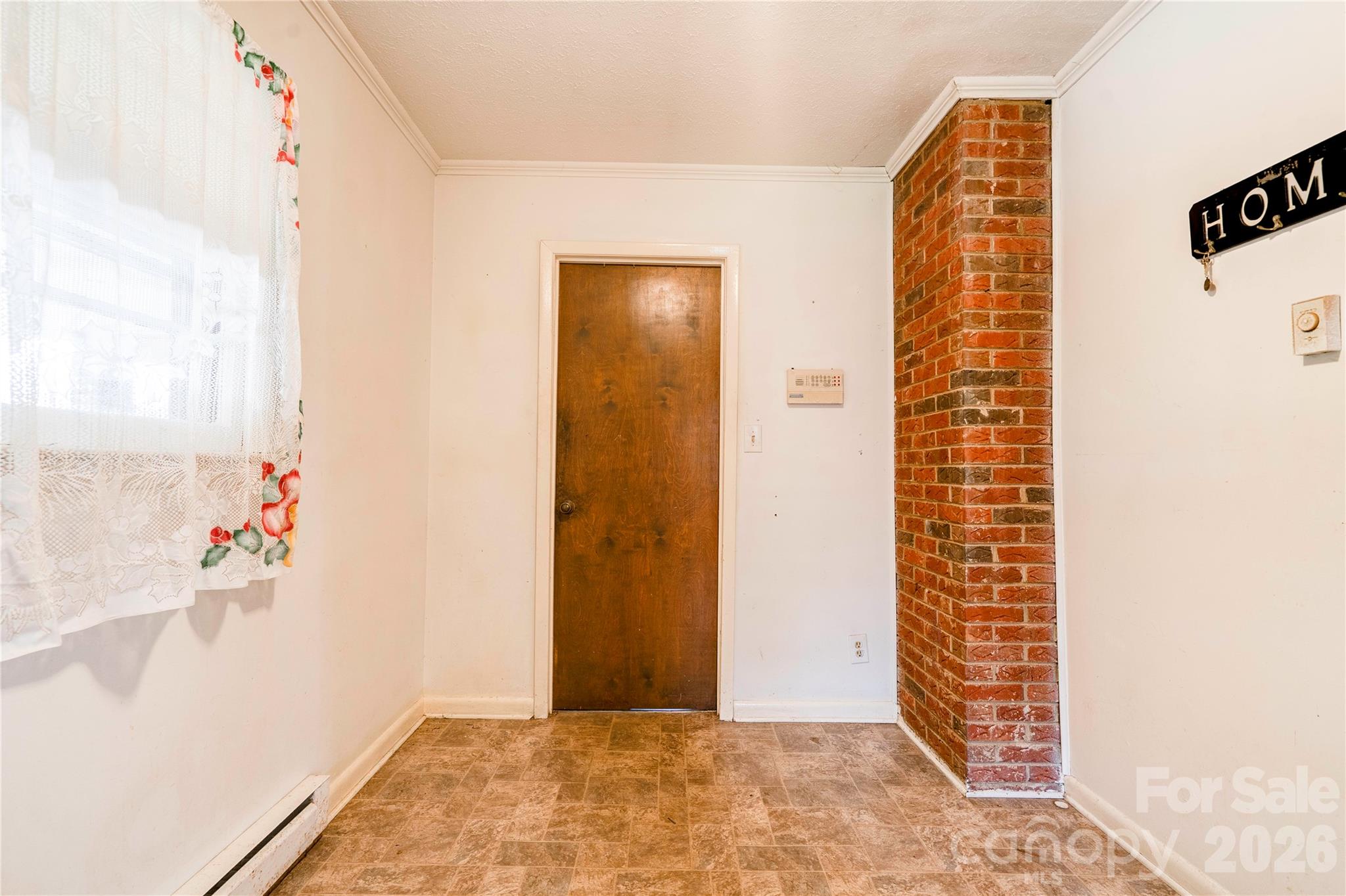 Breakfast Room - 2202 S Post Road, Shelby