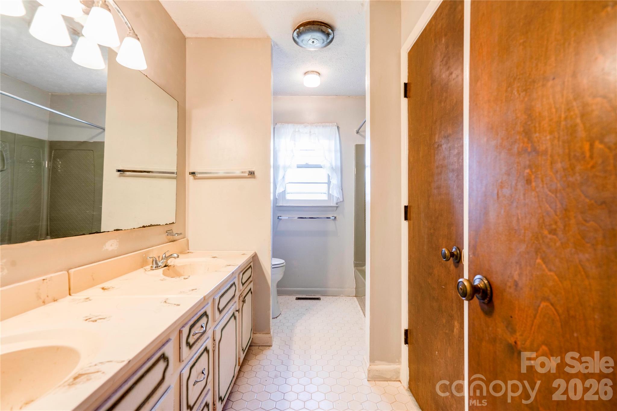 Hall Bathroom 2 - 2202 S Post Road, Shelby