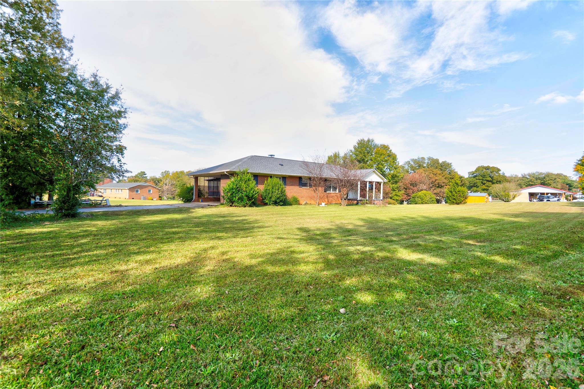 Front Left - 2202 S Post Road, Shelby