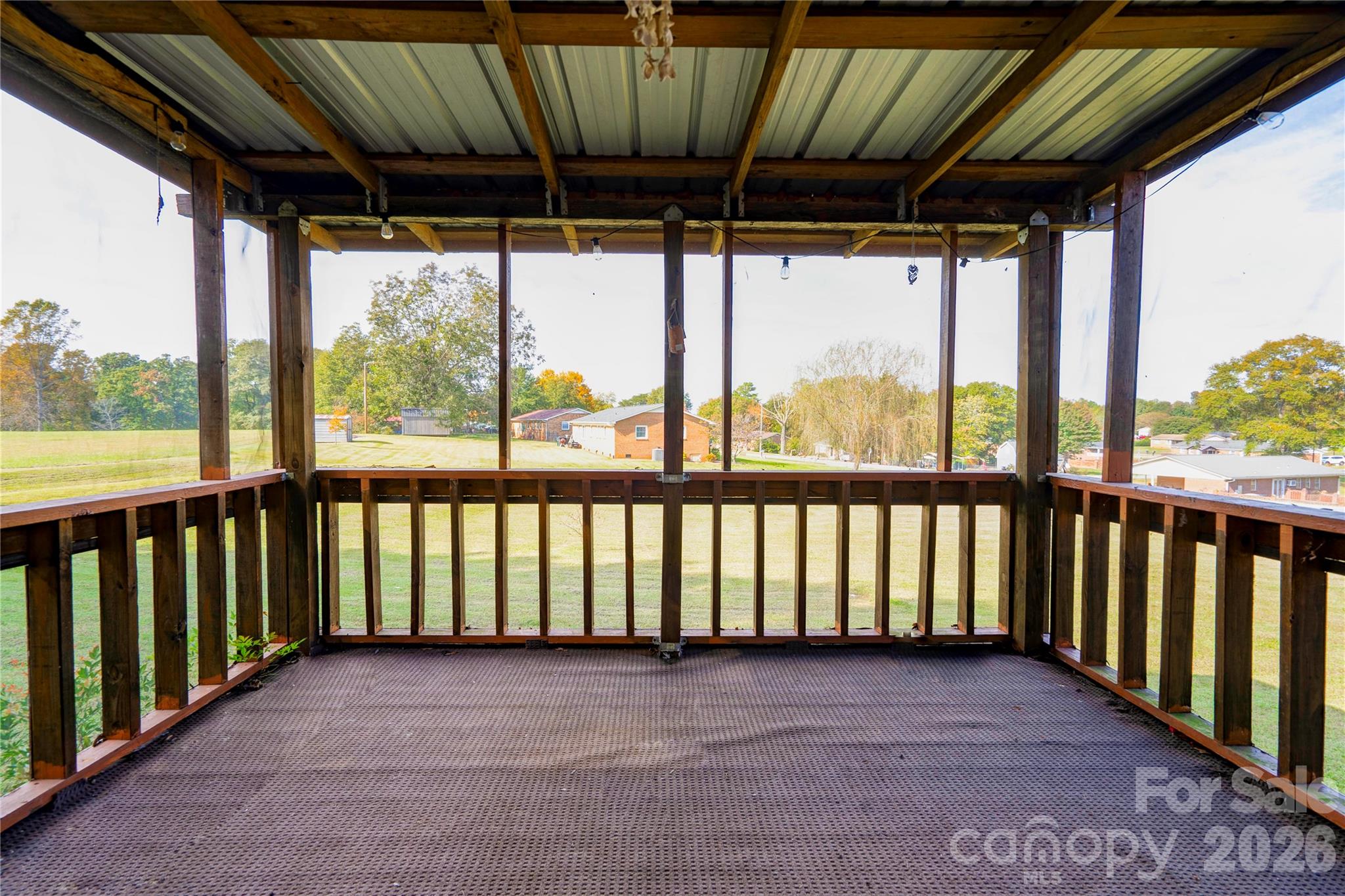 Screened In Back Porch - 2202 S Post Road, Shelby