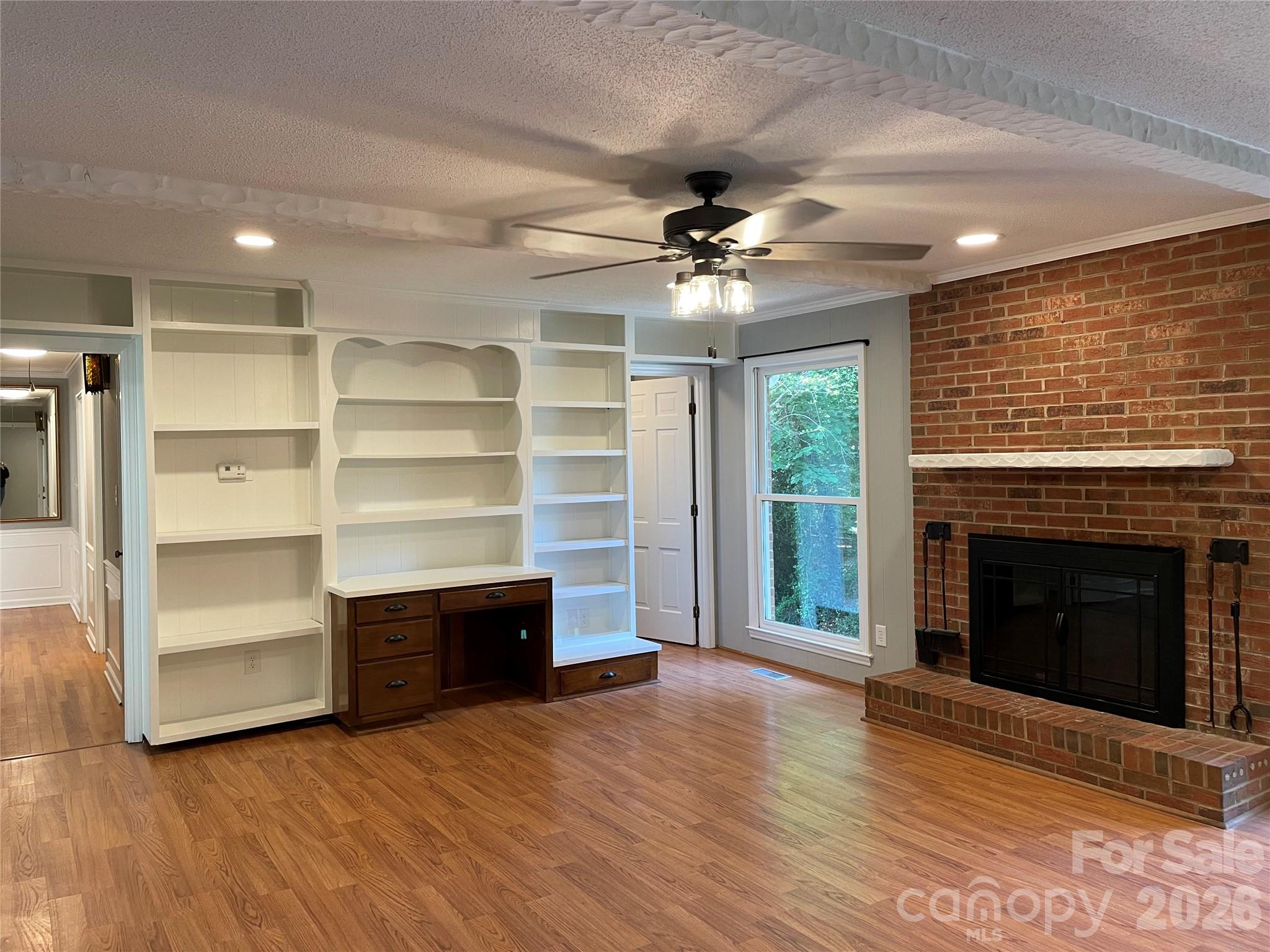Single Family Residence at 7942 Lake Vista Drive, Denver, photo 8 of 41