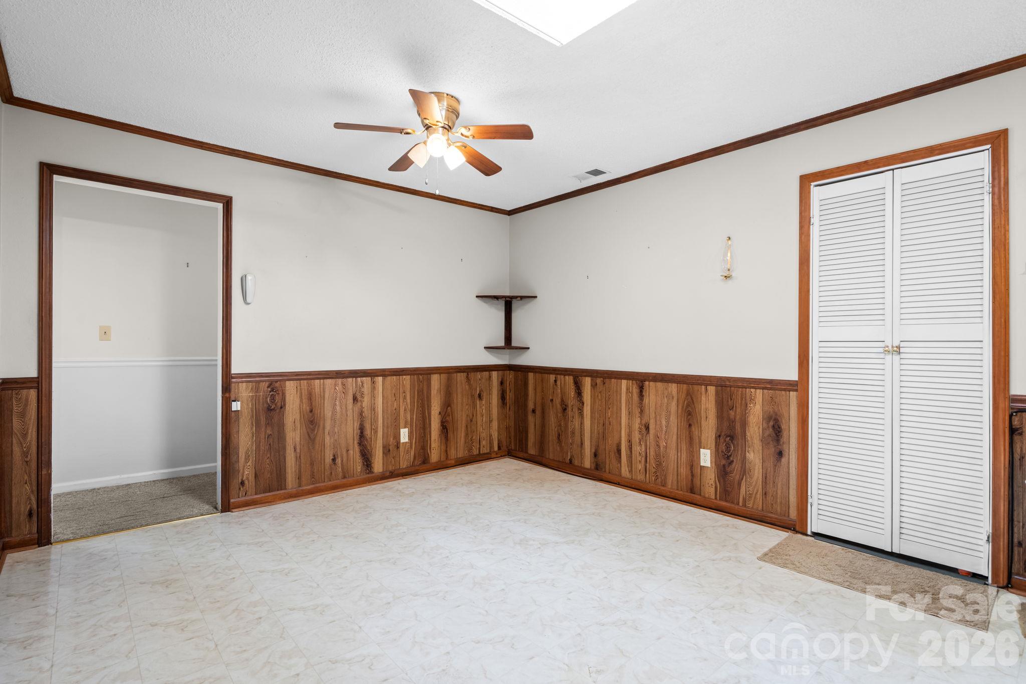 Single Family Residence at 745 Marler Road, Marion, photo 9 of 47