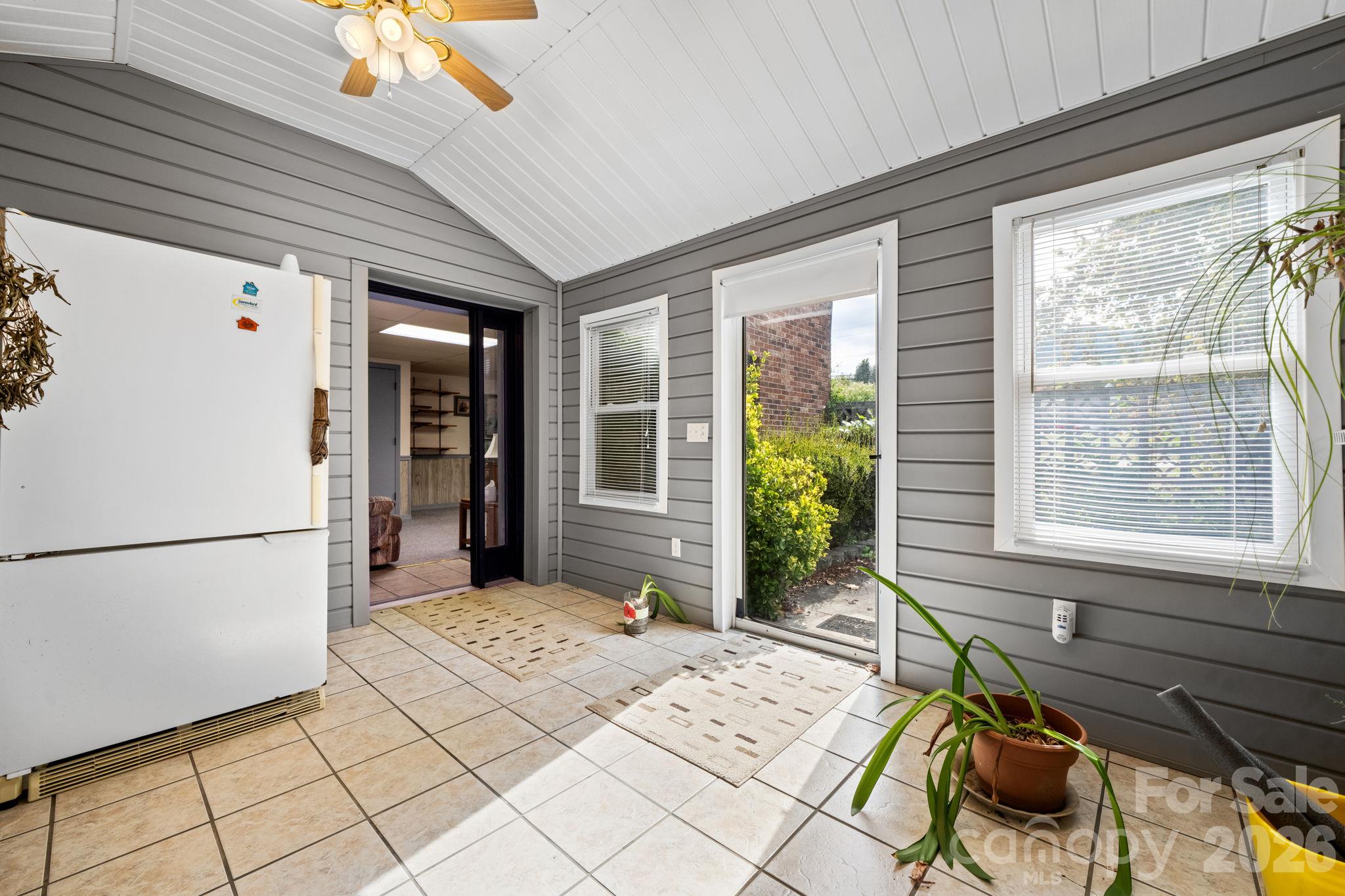Single Family Residence at 745 Marler Road, Marion, photo 22 of 47