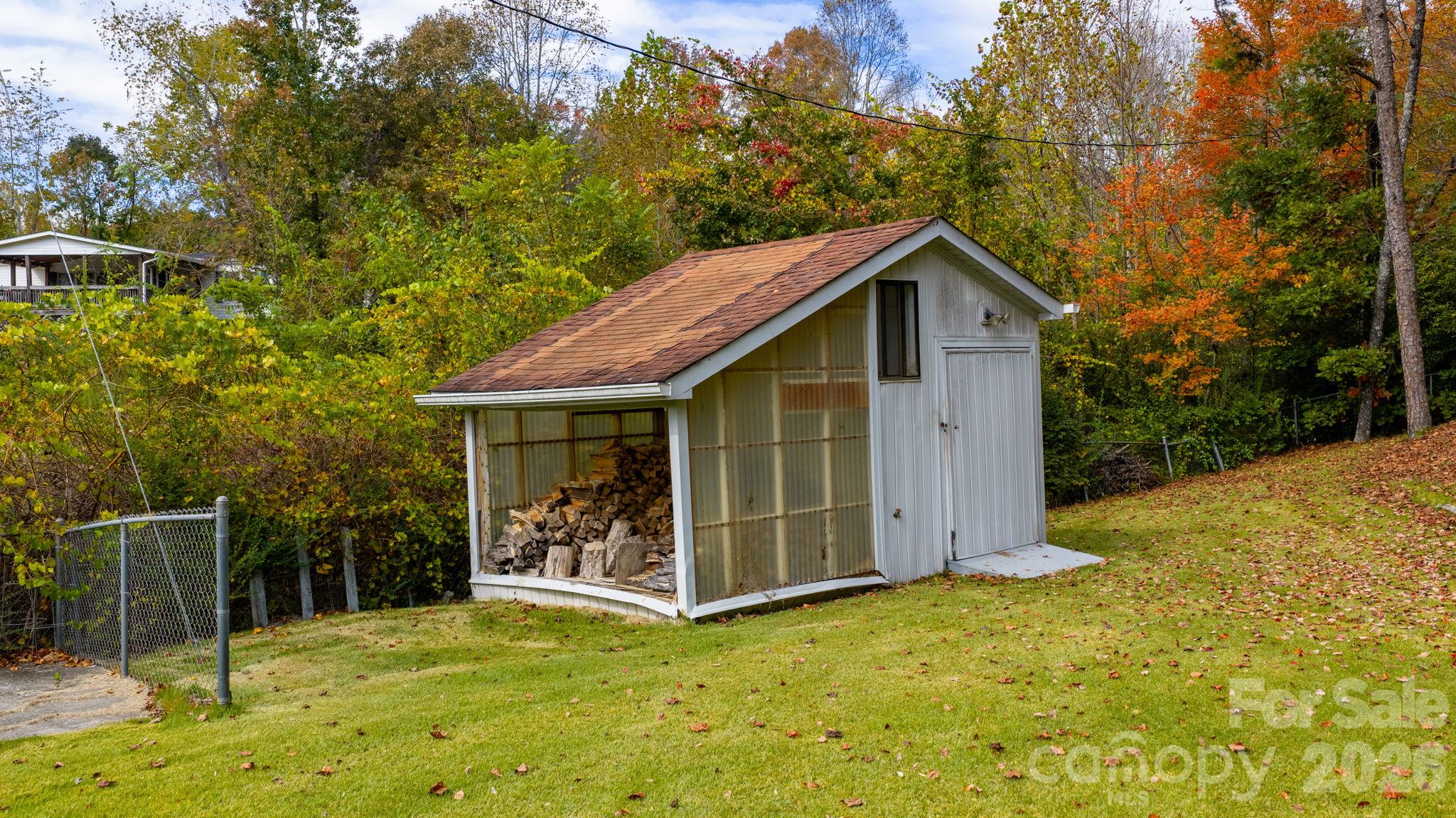 Single Family Residence at 745 Marler Road, Marion, photo 31 of 47