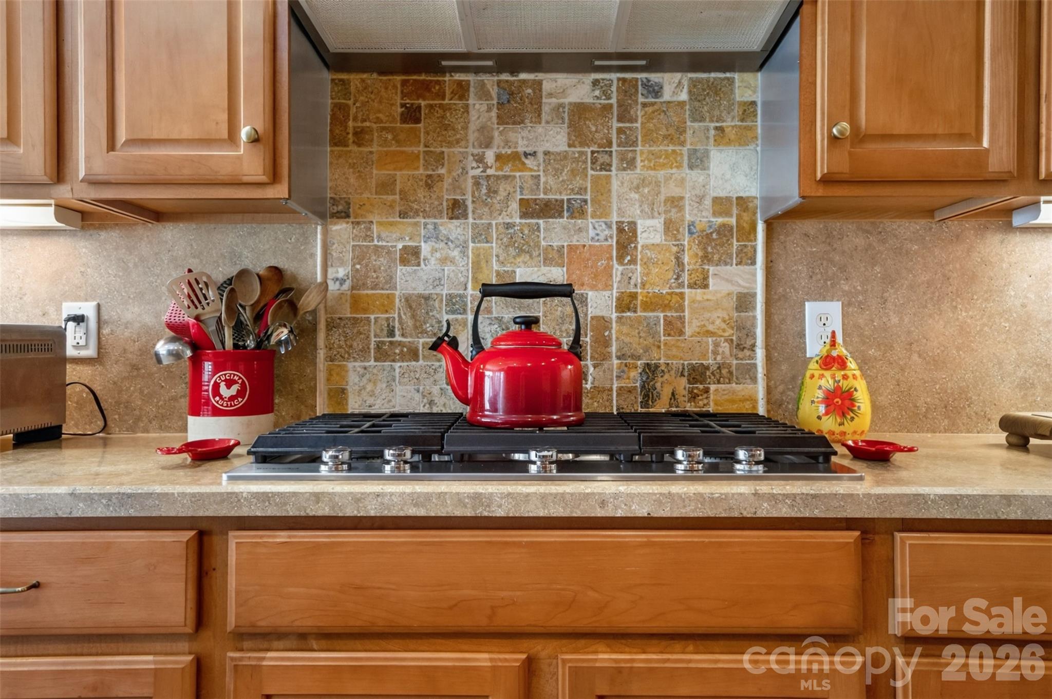Gas cooktop. - 170 Herons Gate Drive, Mooresville