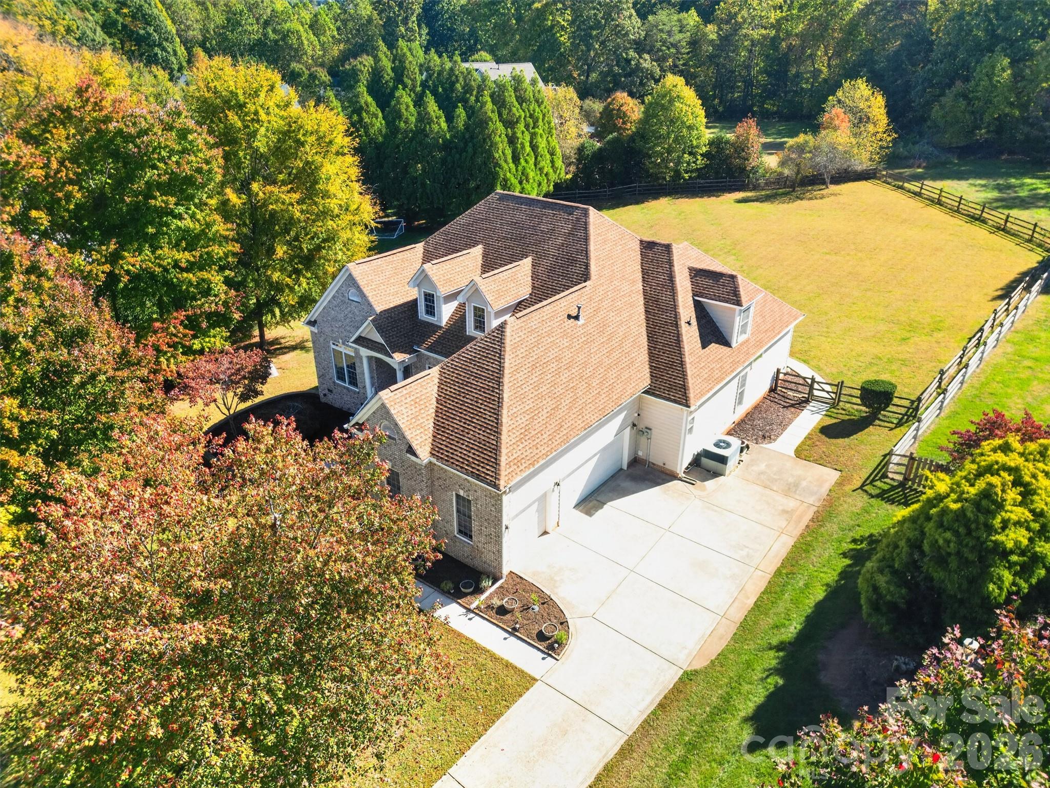 Single Family Residence at 170 Herons Gate Drive, Mooresville, photo 32 of 34