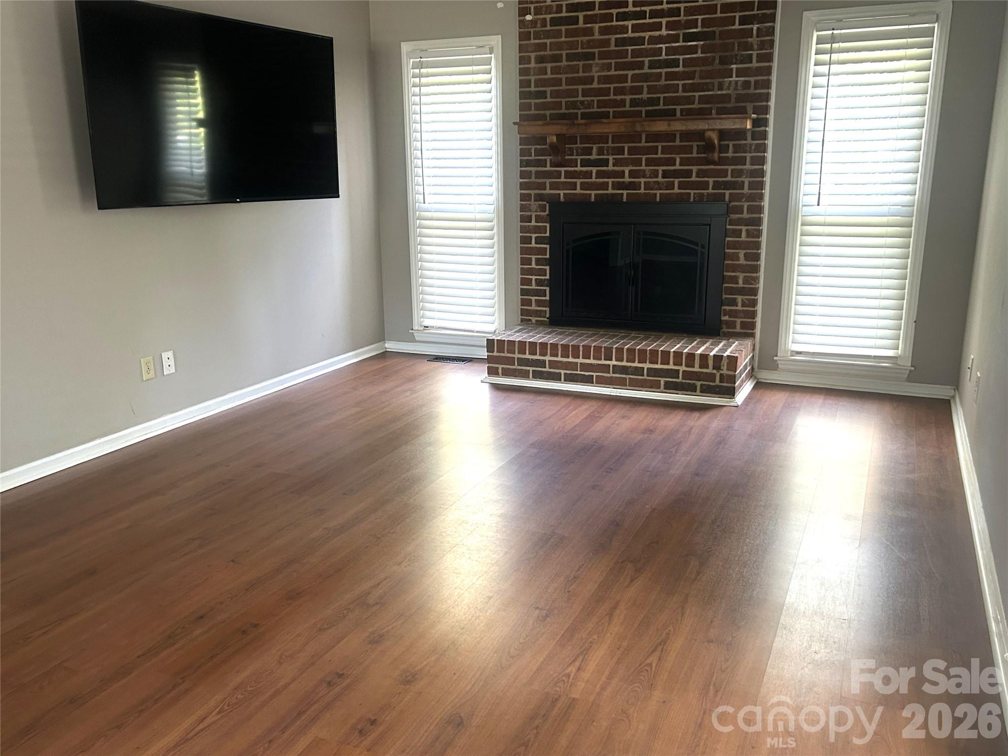 Single Family Residence at 1555 Brookbend Court, Fort Mill, photo 15 of 35