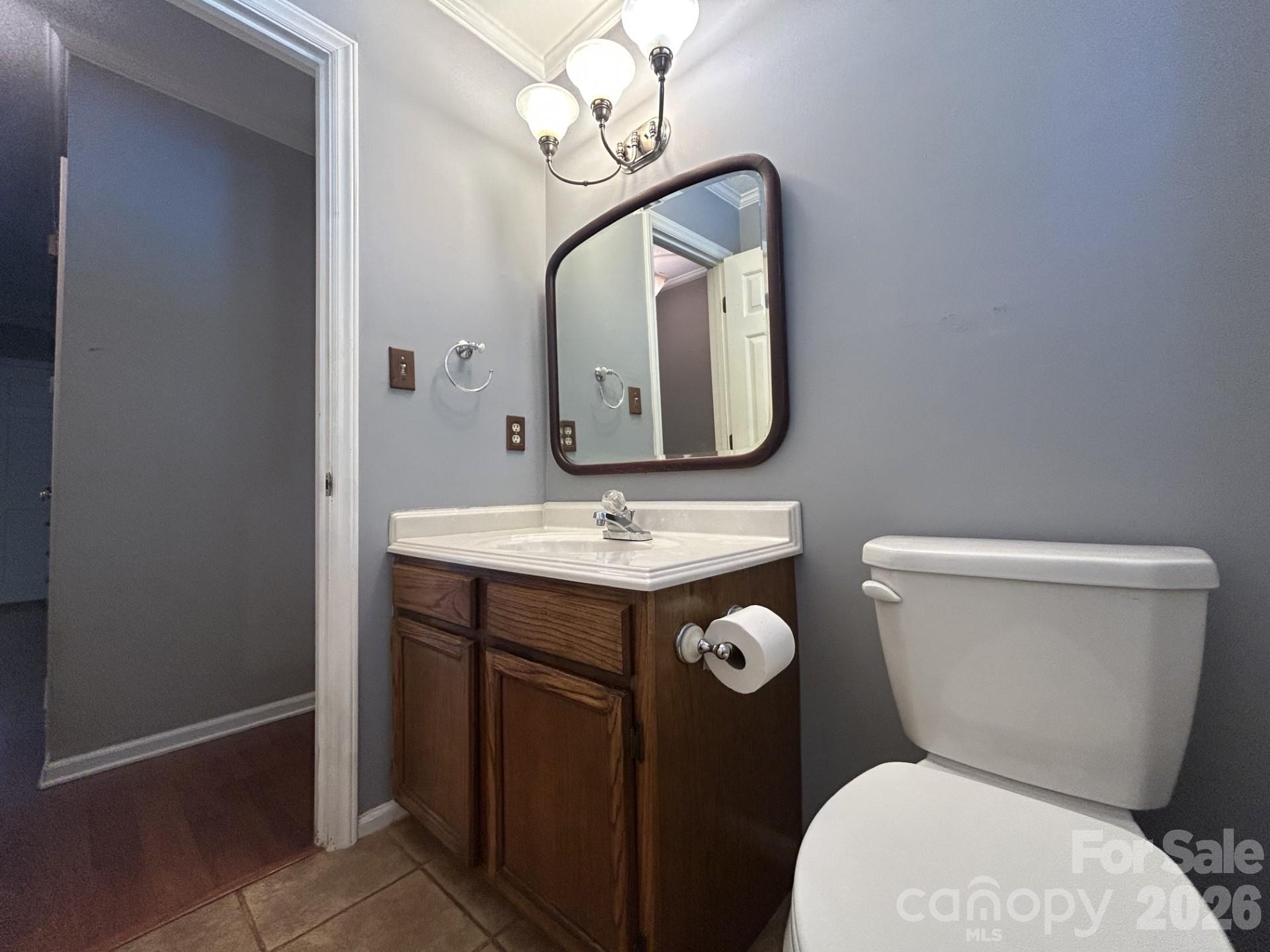 Single Family Residence at 1555 Brookbend Court, Fort Mill, photo 17 of 35