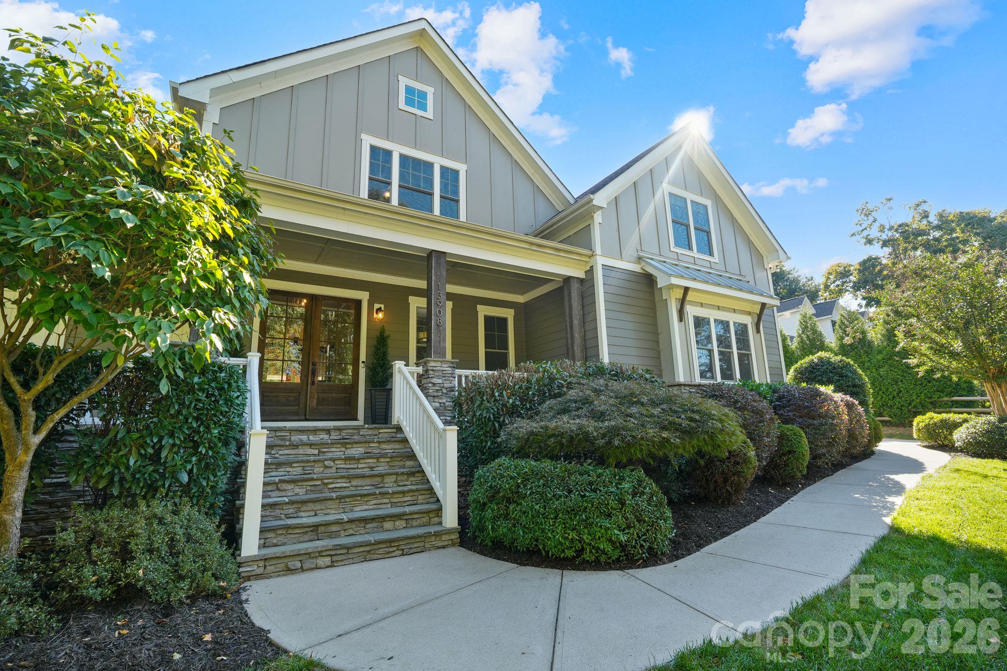 Single Family Residence at 13908 Island Drive, Huntersville, photo 2 of 46