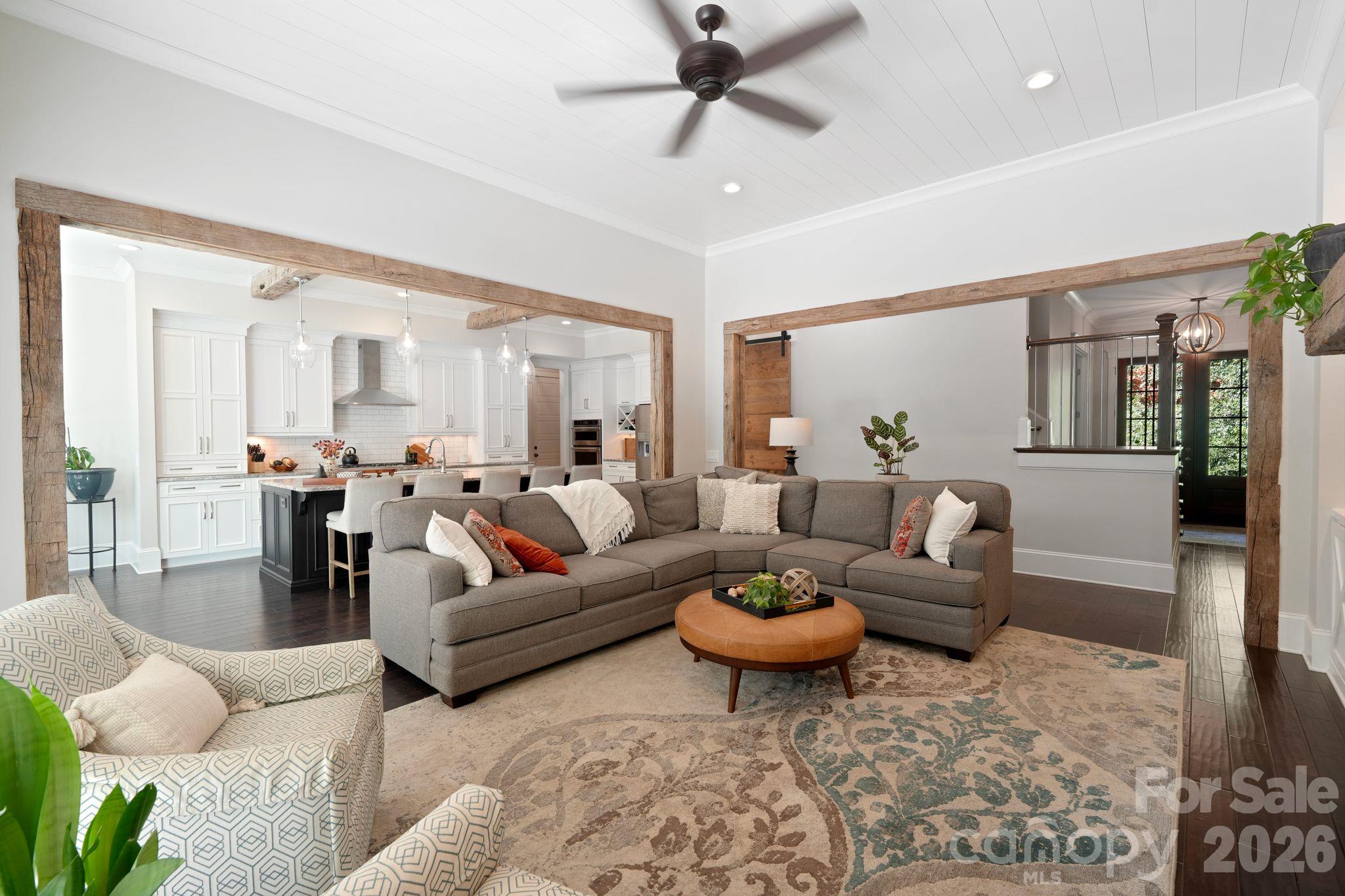 Single Family Residence at 13908 Island Drive, Huntersville, photo 13 of 46