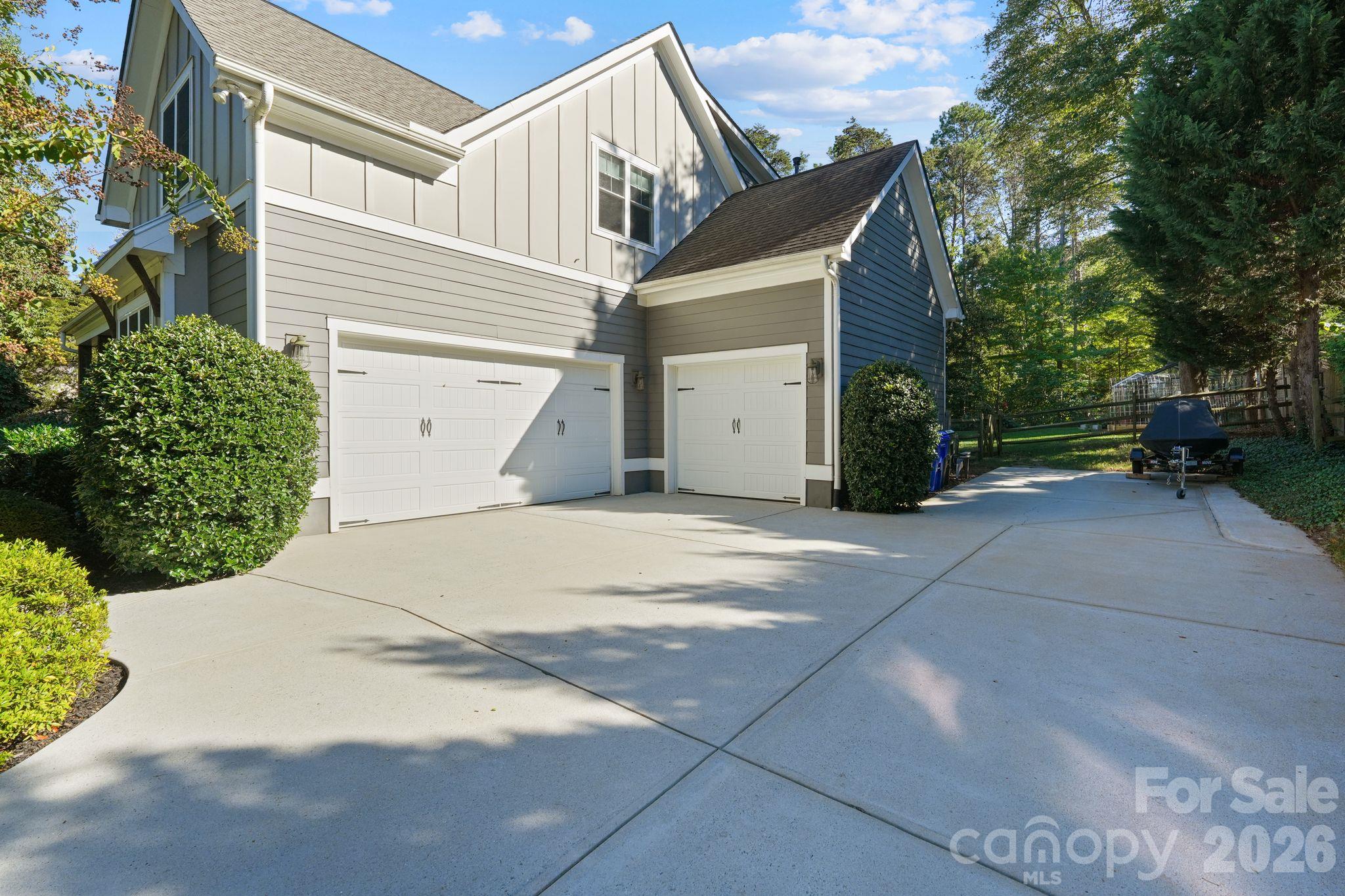 Single Family Residence at 13908 Island Drive, Huntersville, photo 28 of 46