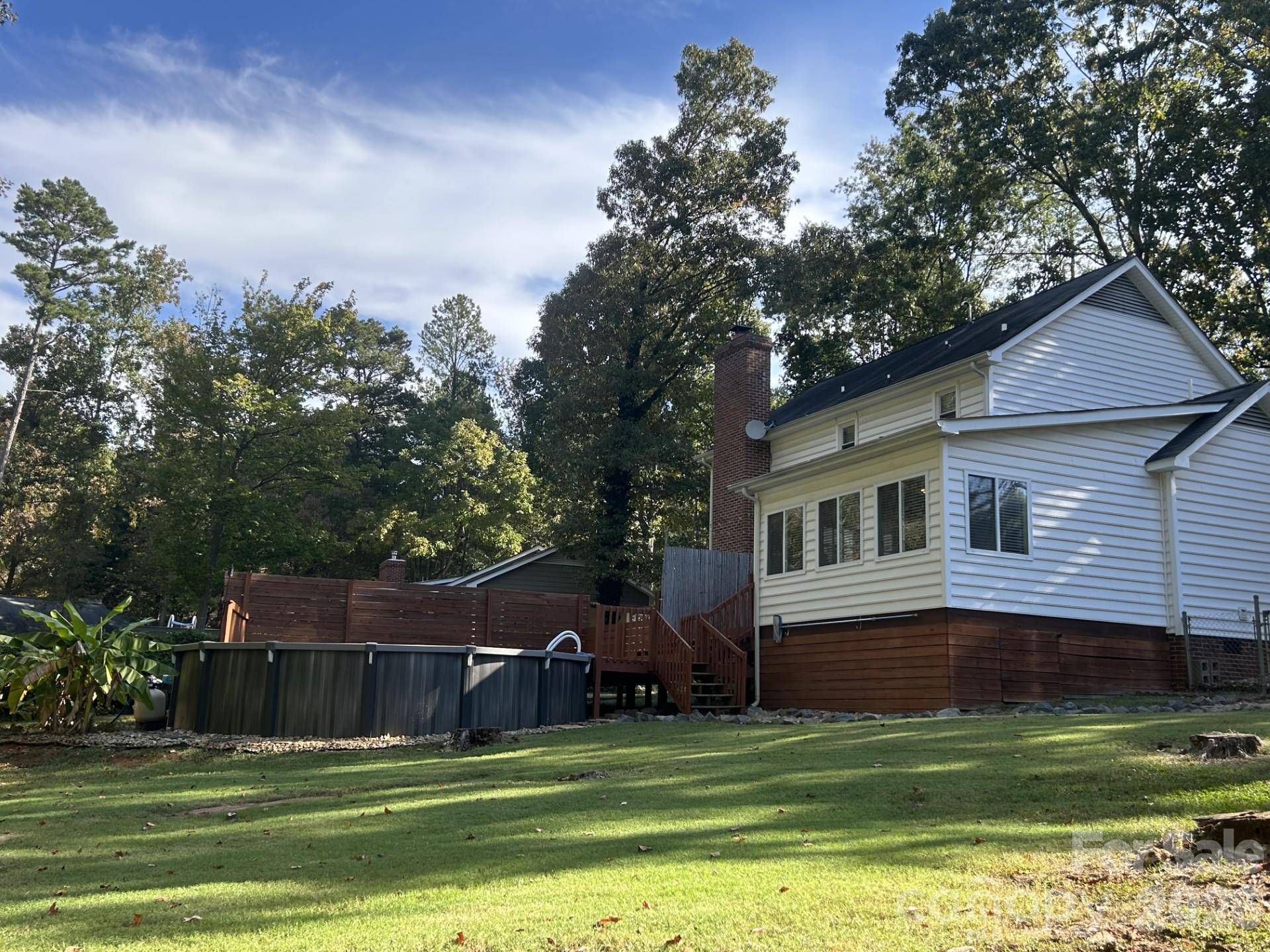Single Family Residence at 1555 Brookbend Court, Fort Mill, photo 31 of 35