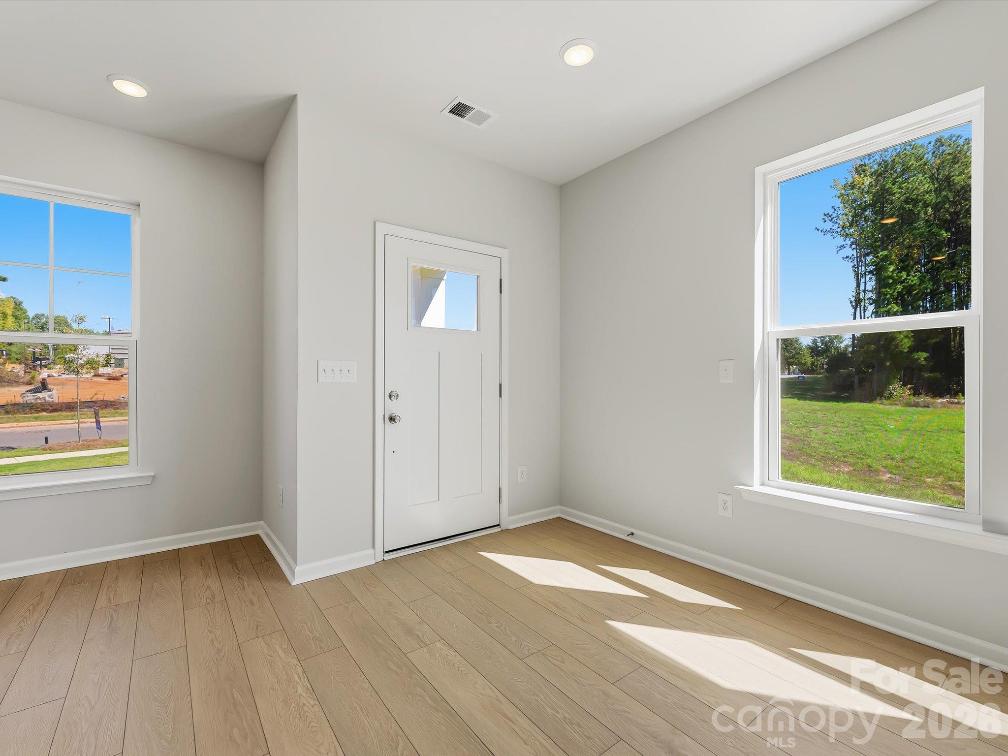 Townhouse at 723 Perthwood Street, Rock Hill, photo 4 of 27