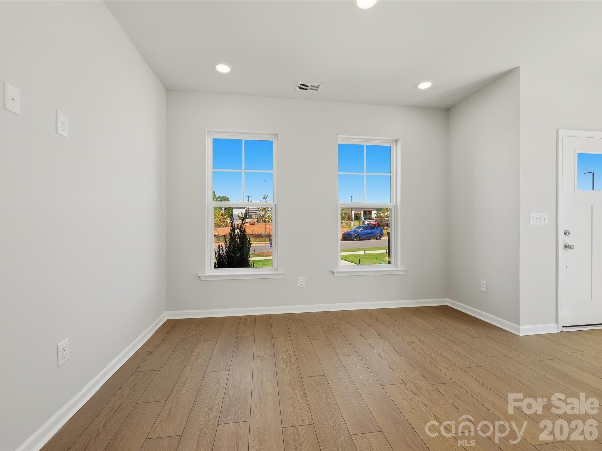 Townhouse at 723 Perthwood Street, Rock Hill, photo 6 of 27