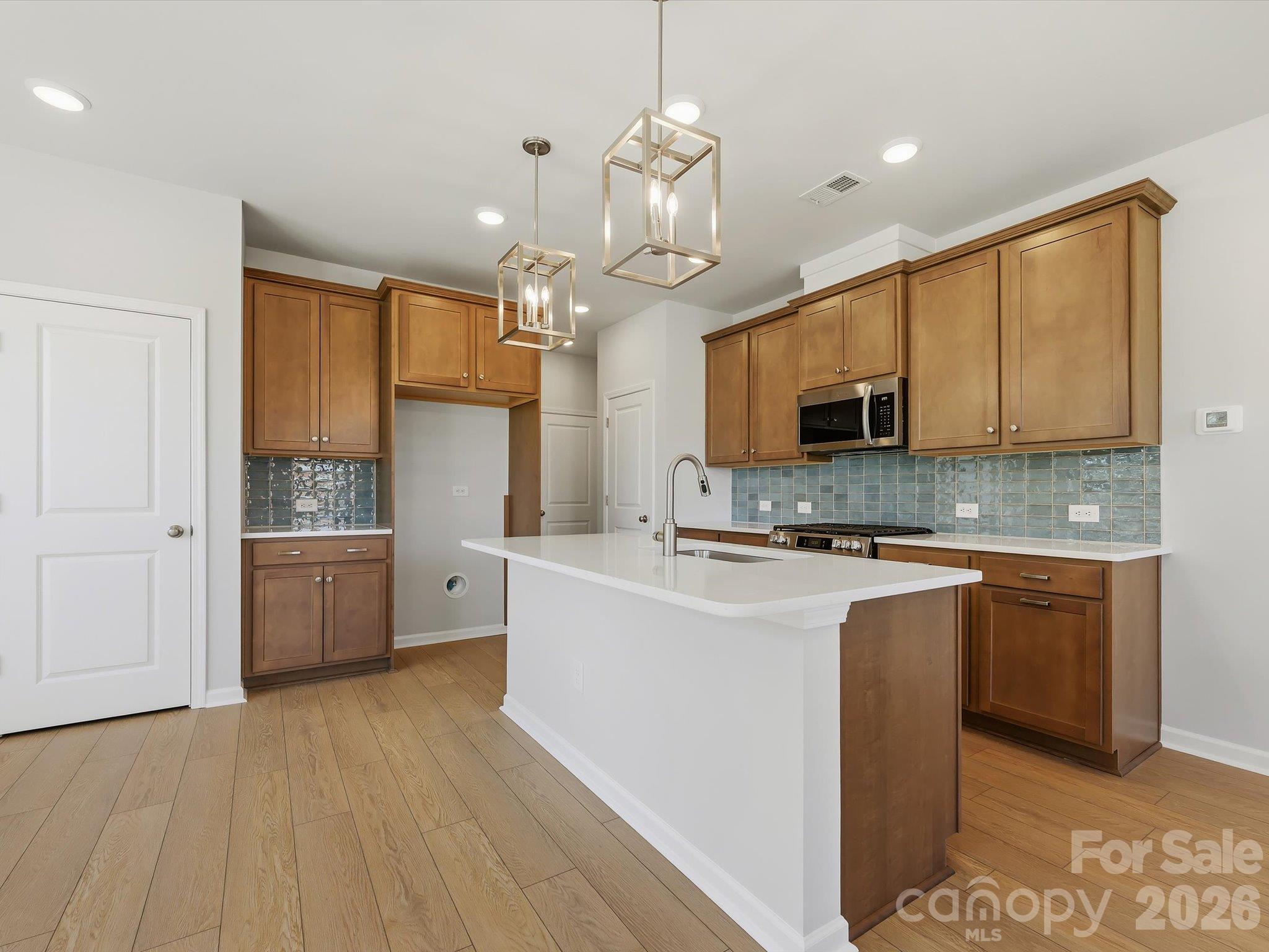 Townhouse at 723 Perthwood Street, Rock Hill, photo 8 of 27