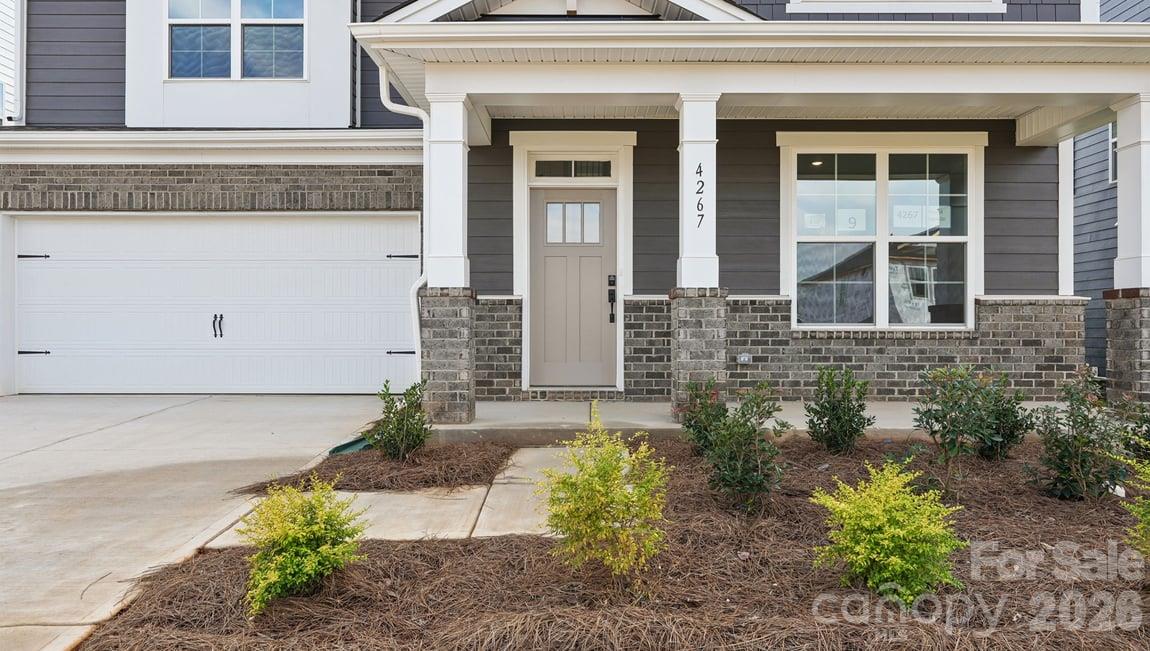 Single Family Residence at 4267 Round Table Drive, Gastonia, photo 5 of 49