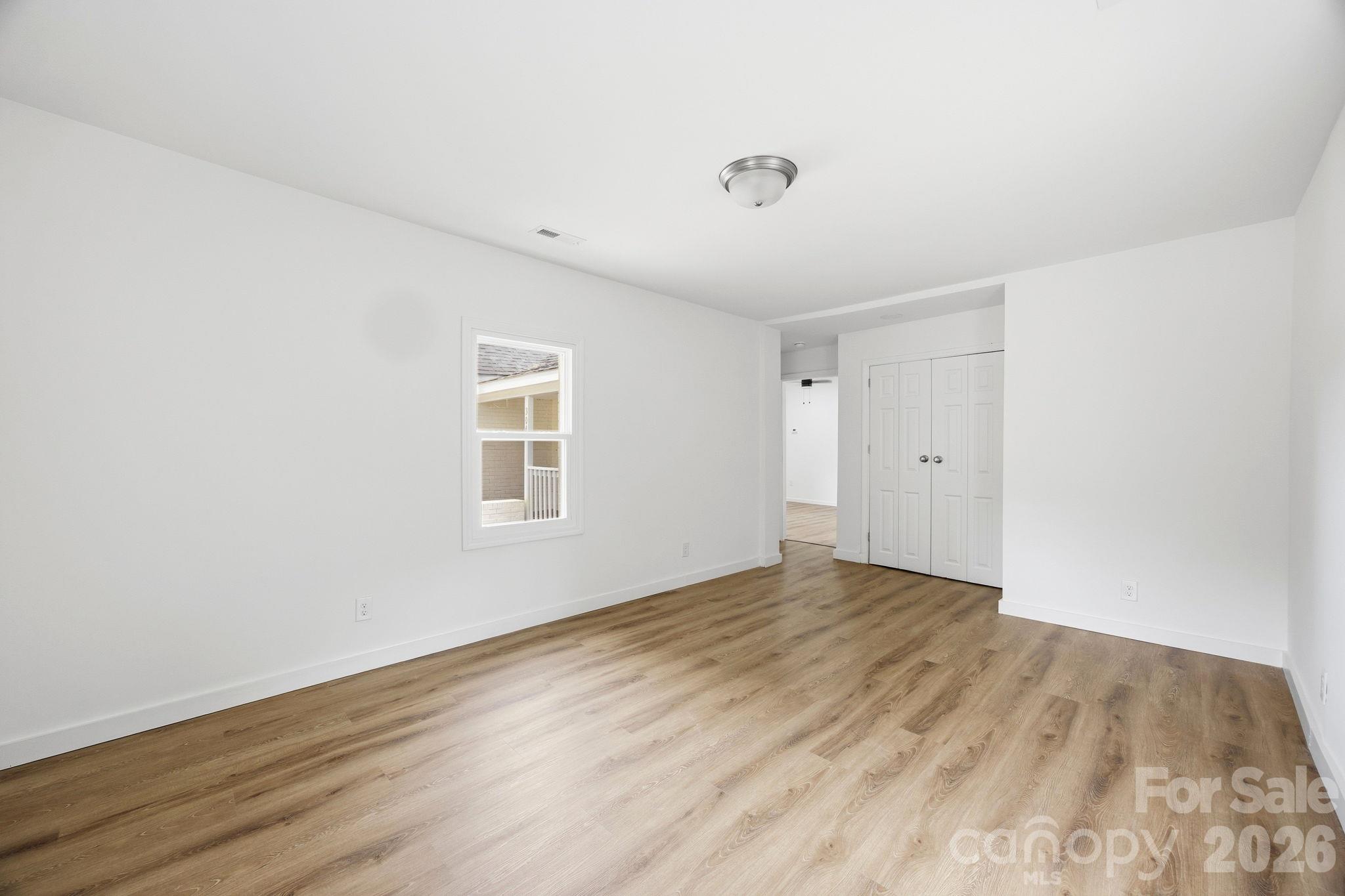 Single Family Residence at 304 Ashford Street, Chester, photo 7 of 24