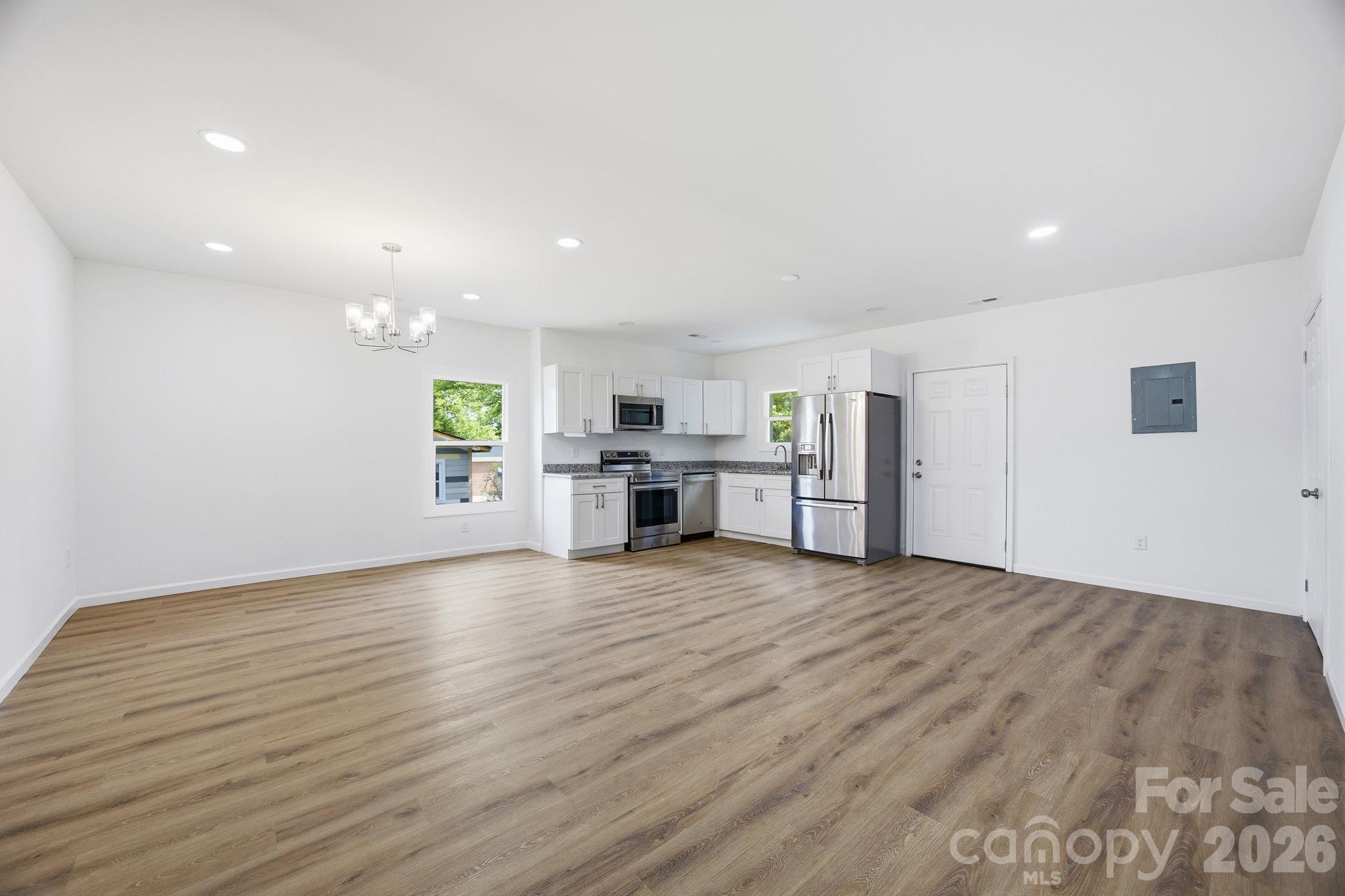 Single Family Residence at 304 Ashford Street, Chester, photo 13 of 24