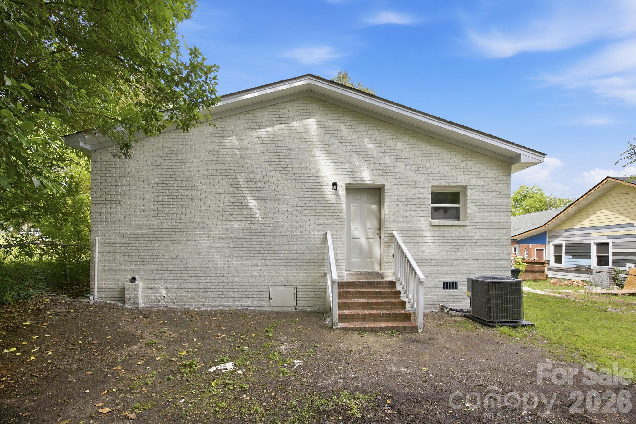 Single Family Residence at 304 Ashford Street, Chester, photo 18 of 24