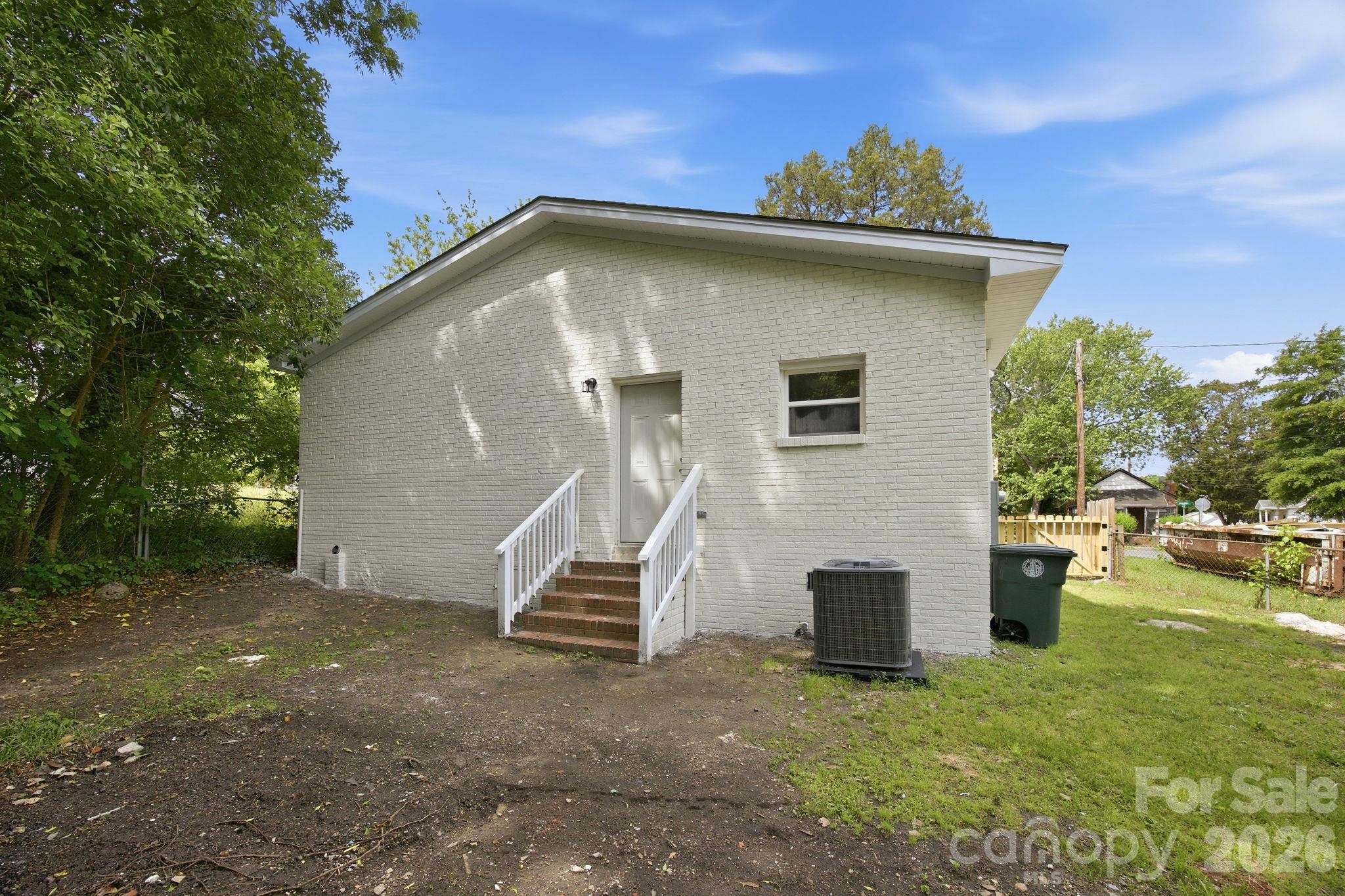 Single Family Residence at 304 Ashford Street, Chester, photo 19 of 24